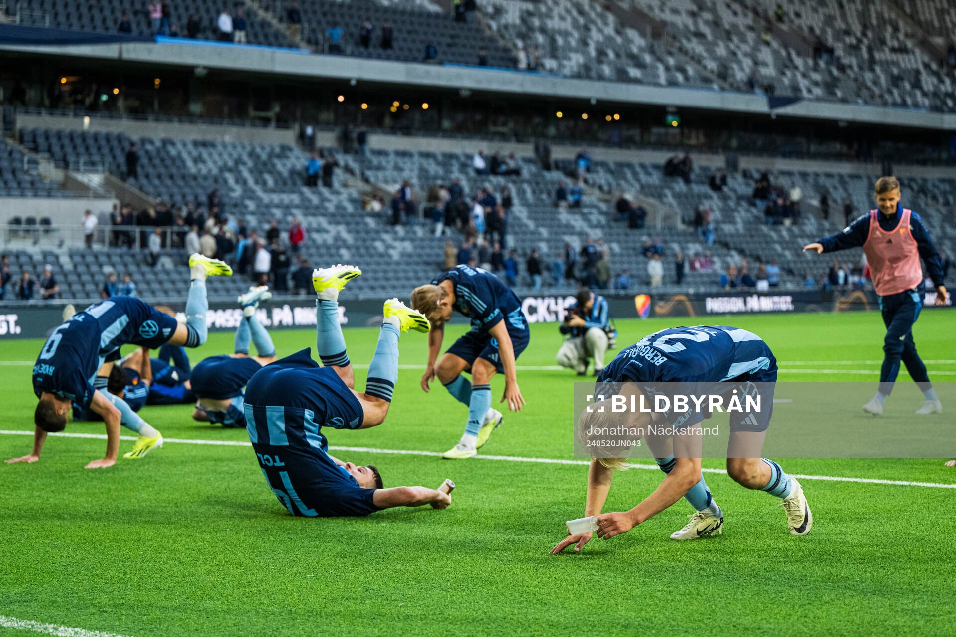 Djurgårdens spelare jublar efter fotbollsmatchen i Allsvenskan mellan Djurgården och Halmstad den 20 maj 2024 i Stockholm. 
