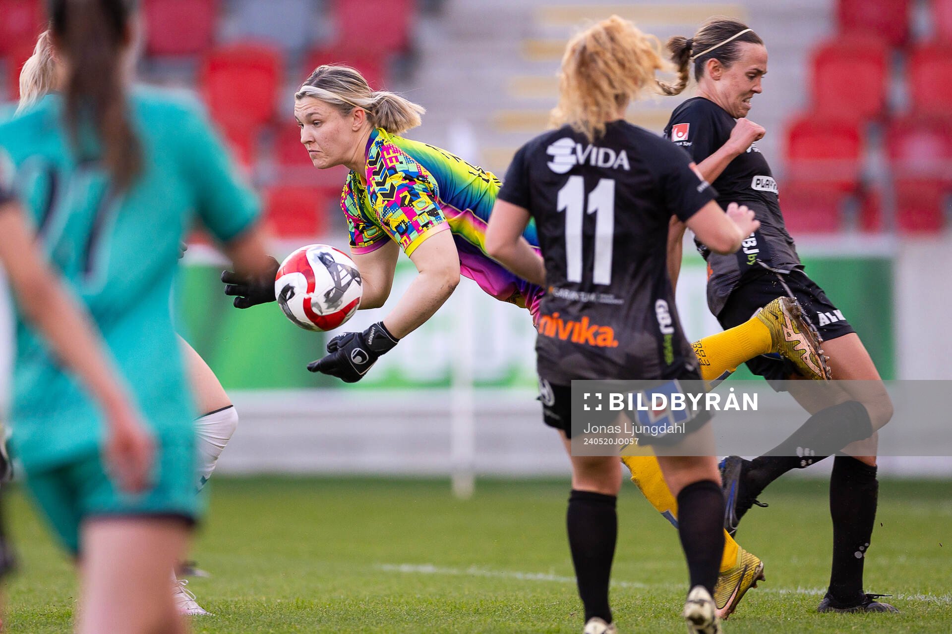 Kristianstads målvakt Moa Olsson under fotbollsmatchen i Damallsvenskan mellan Växjö DFF och Kristianstad den 20 maj 2024 i Växjö.