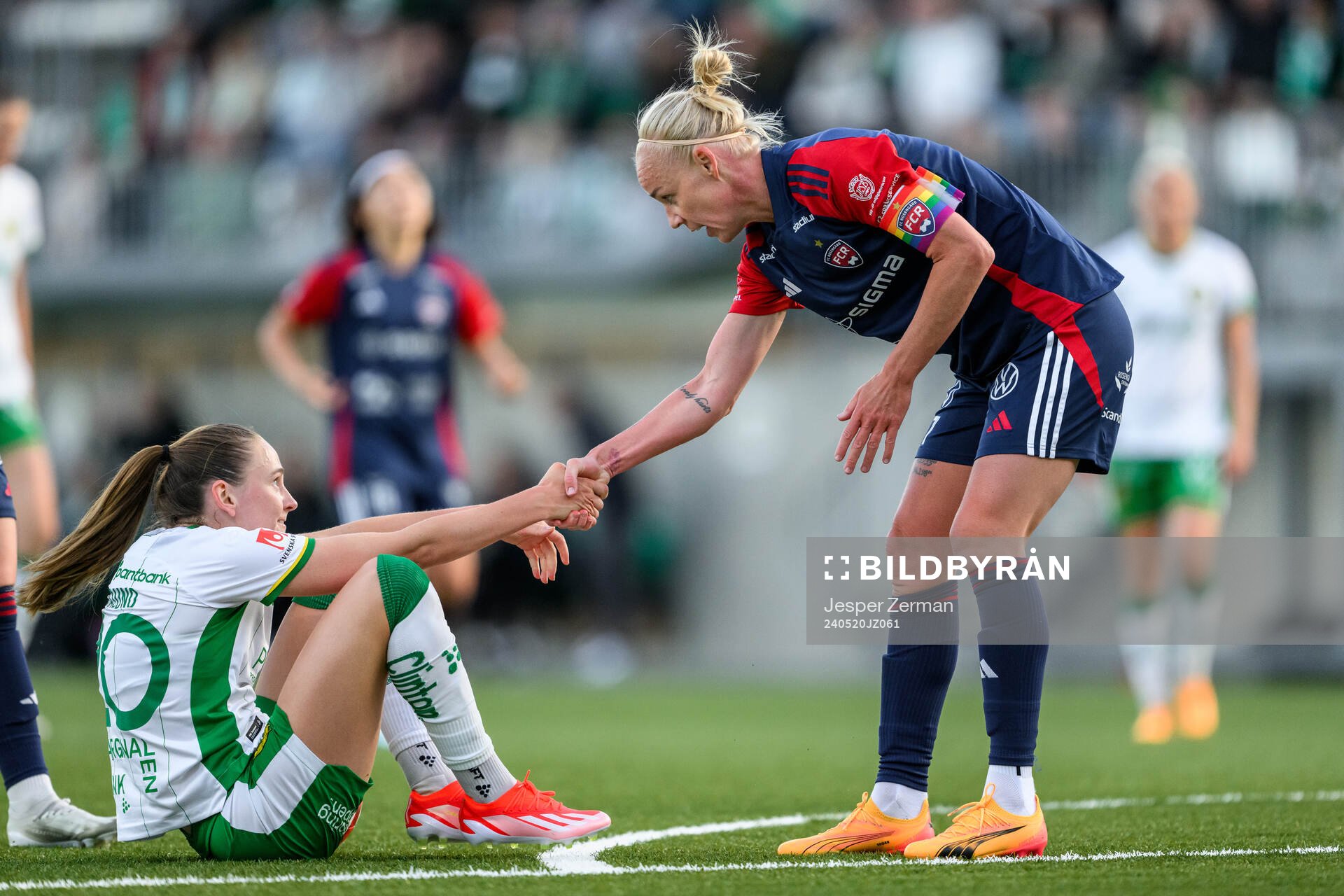 Hammarbys Vilde Hasund och FC Rosengårds Caroline Seger