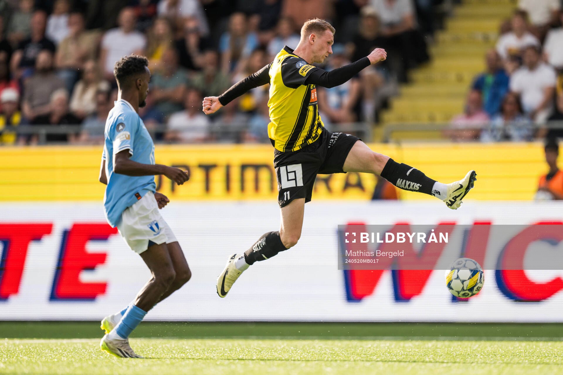 Malmö FFs Taha Ali och Häckens Julius Lindberg