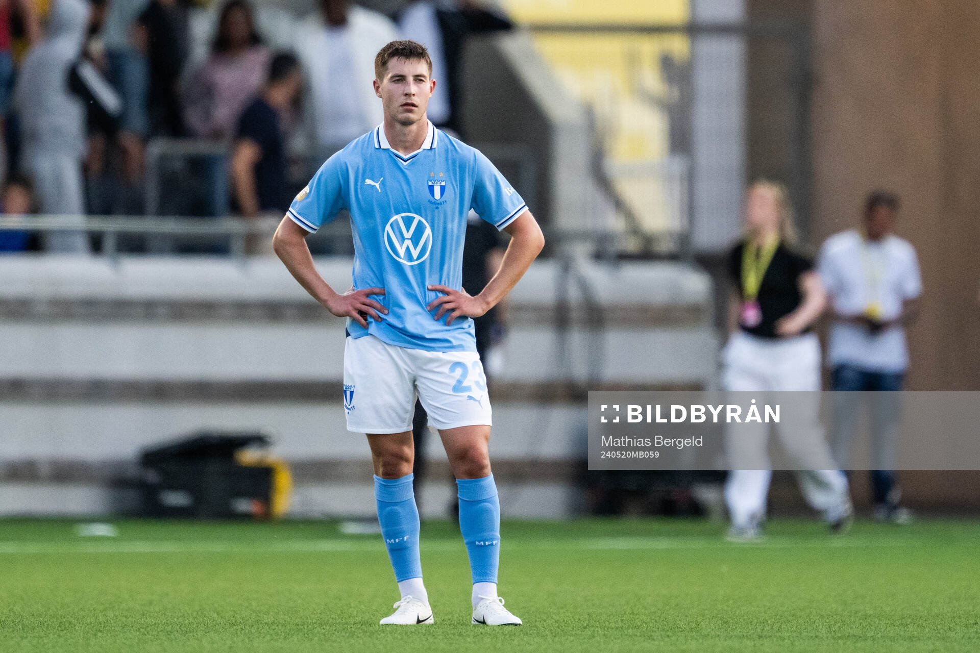 Malmö FFs Lasse Berg Johnsen deppar