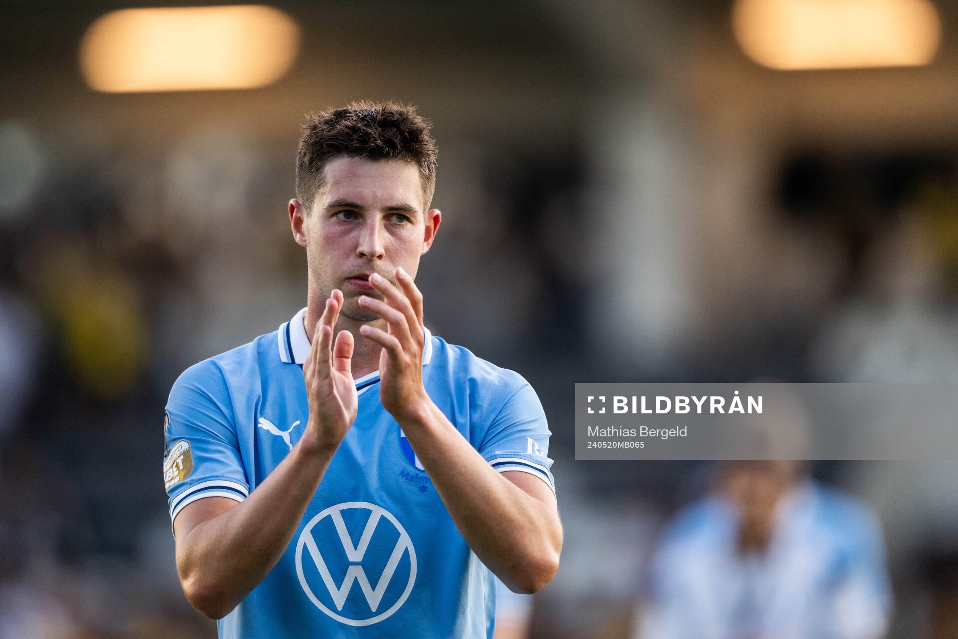 Malmö FFs Lasse Berg Johnsen deppar