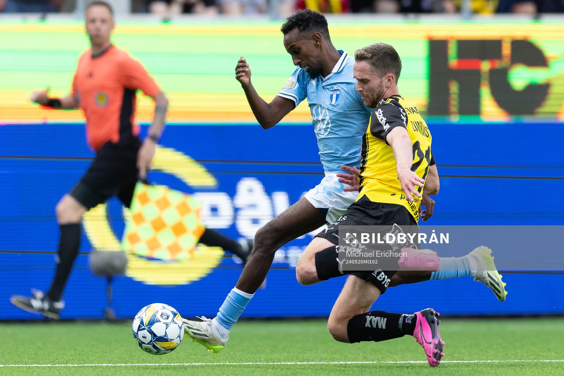 Malmö FFs Taha Ali och Häckens Adam Lundkvist