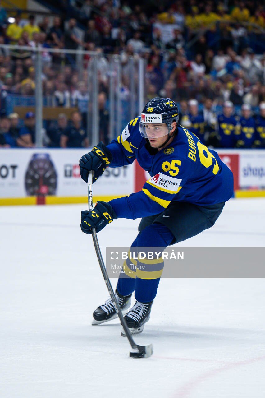 André Burakovsky of Sweden