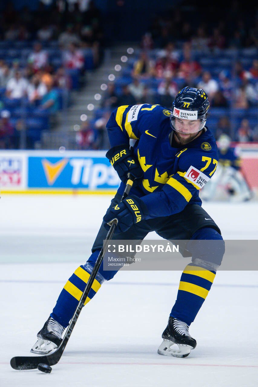 Victor Hedman of Sweden