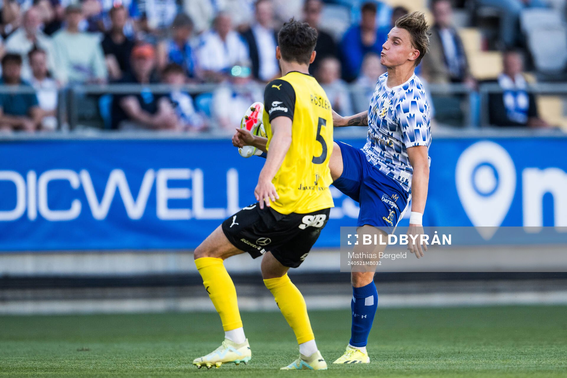 Mjällbys Colin Rösler och IFK Göteborgs Linus Carlstrand