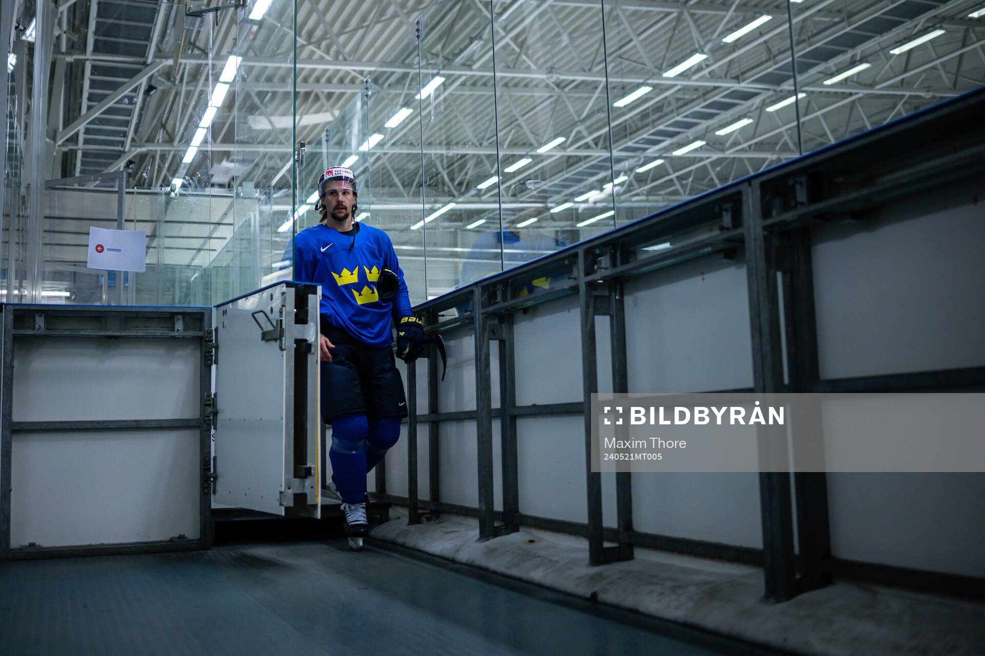 Erik Karlsson of Sweden