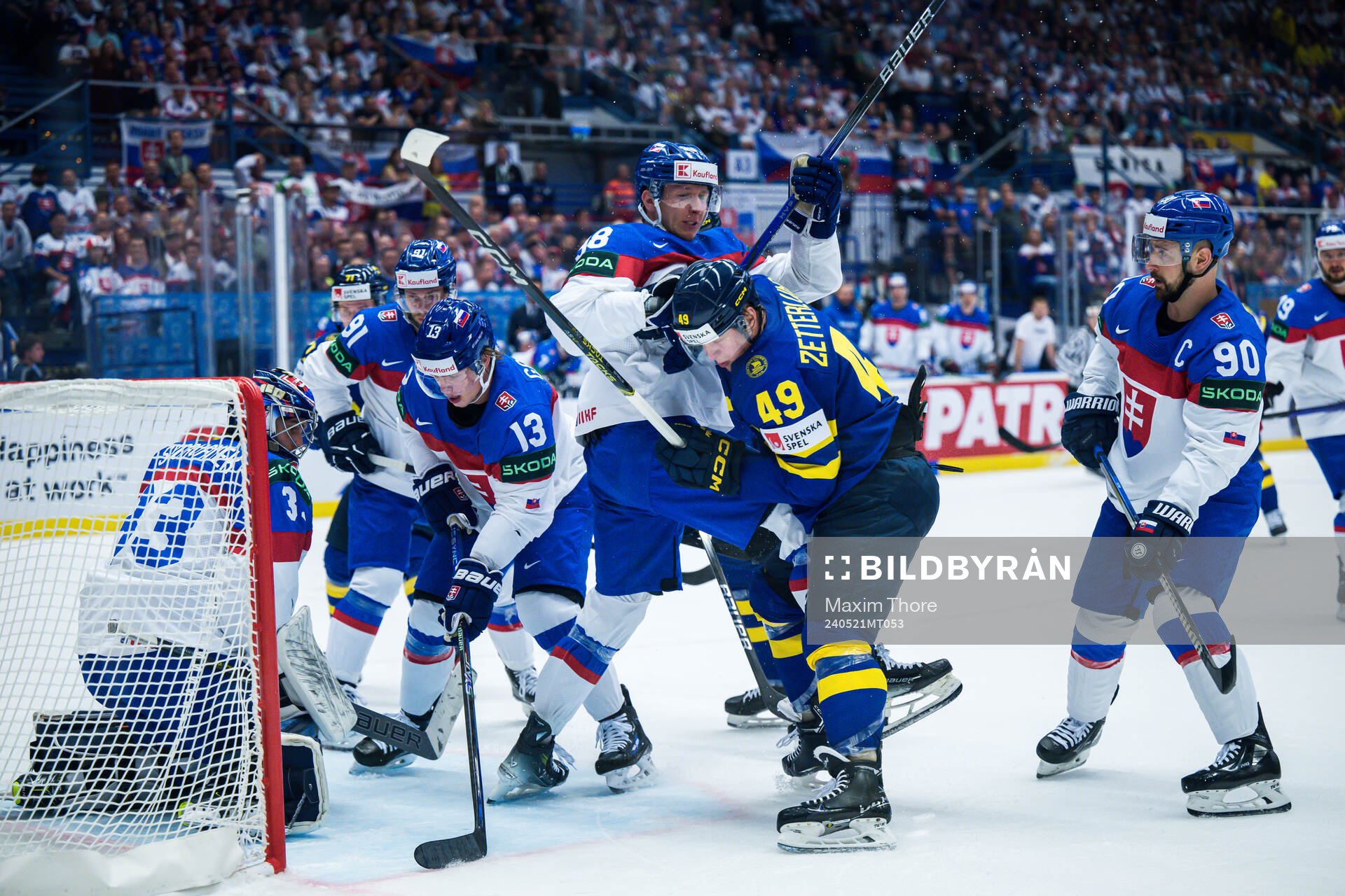 Andrej Golian of Slovakia och Fabian Zetterlund of Sweden