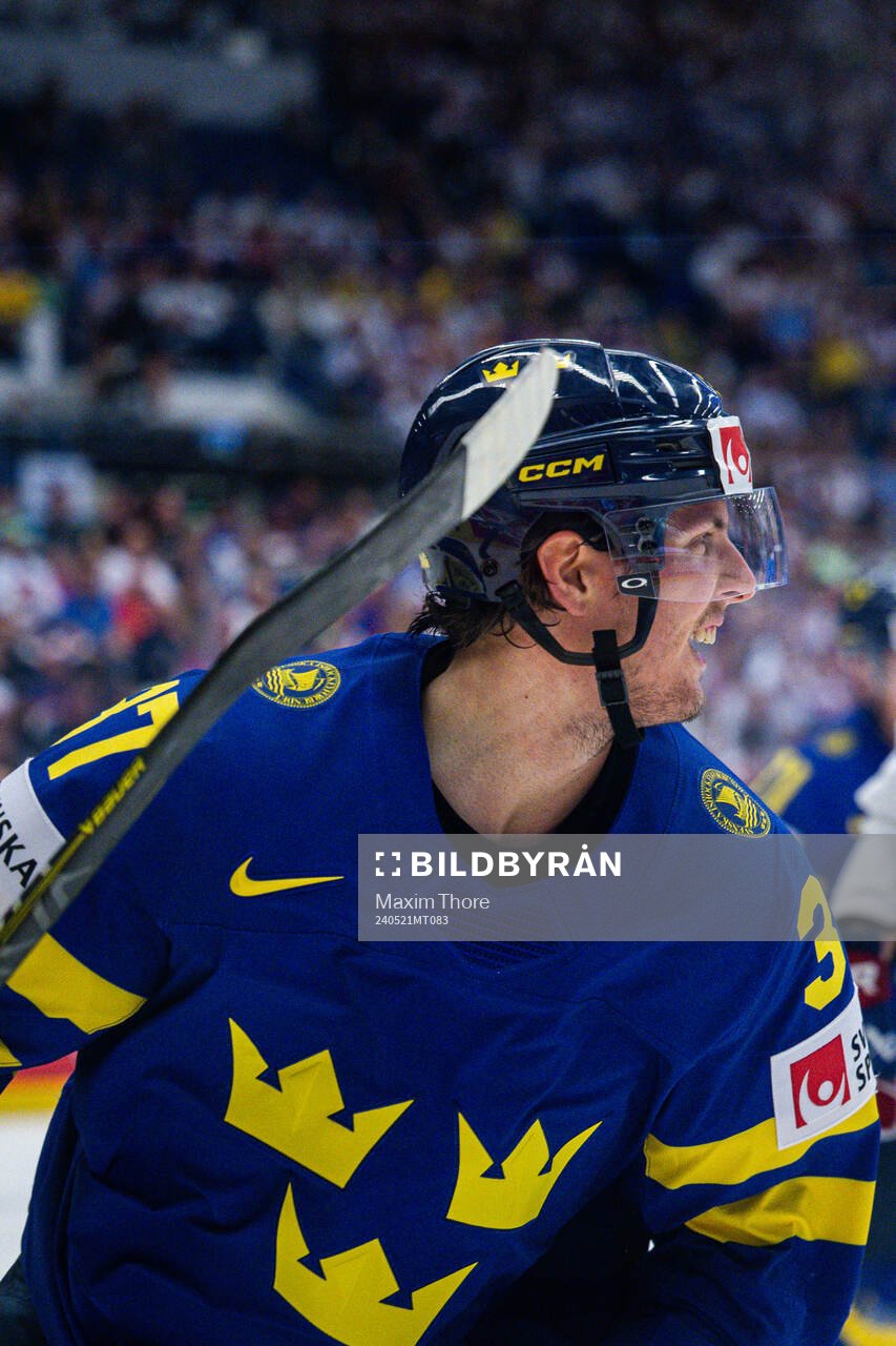Isac Lundeström of Sweden celebrates the 4-0 goal