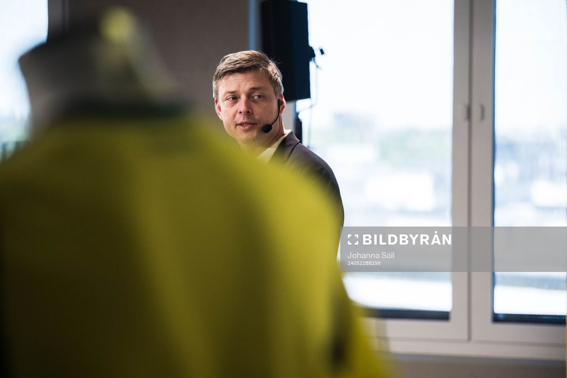 Head coach Jon Dahl Tomasson of the Swedish national