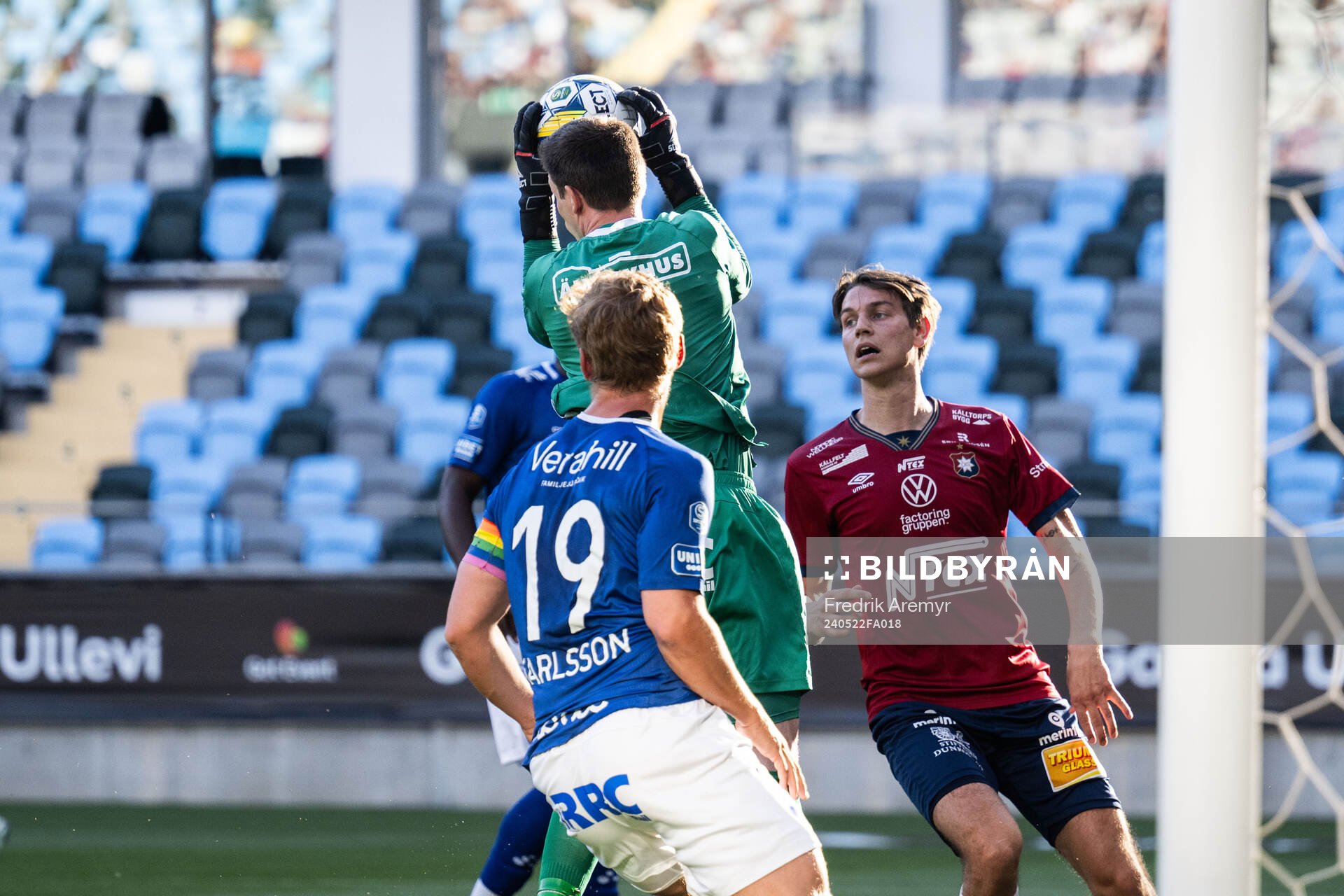 Trelleborgs målvakt Andreas Larsen och Örgrytes Noah