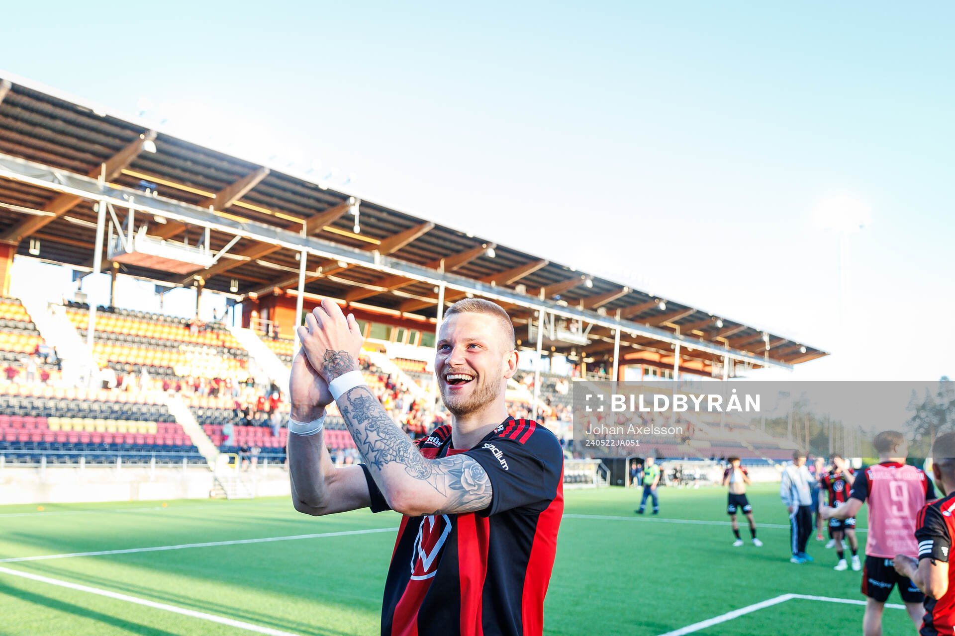 Östersunds Kevin Jablinski jublar