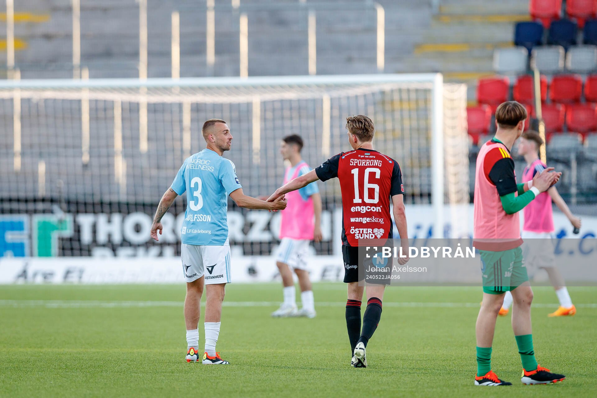 Gefles Jesper Merbom Adolfsson tackar Östersunds Albin