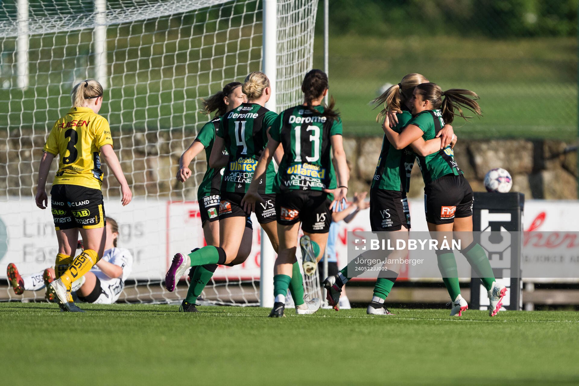 Varbergs spelare jublar