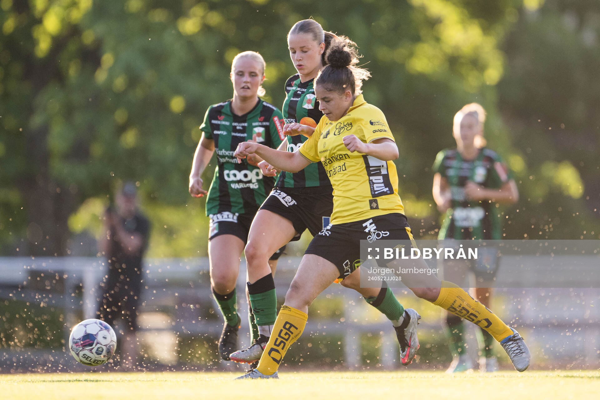 Varbergs BoISs Mollie Josefsson och Elfsborgs Jennifer