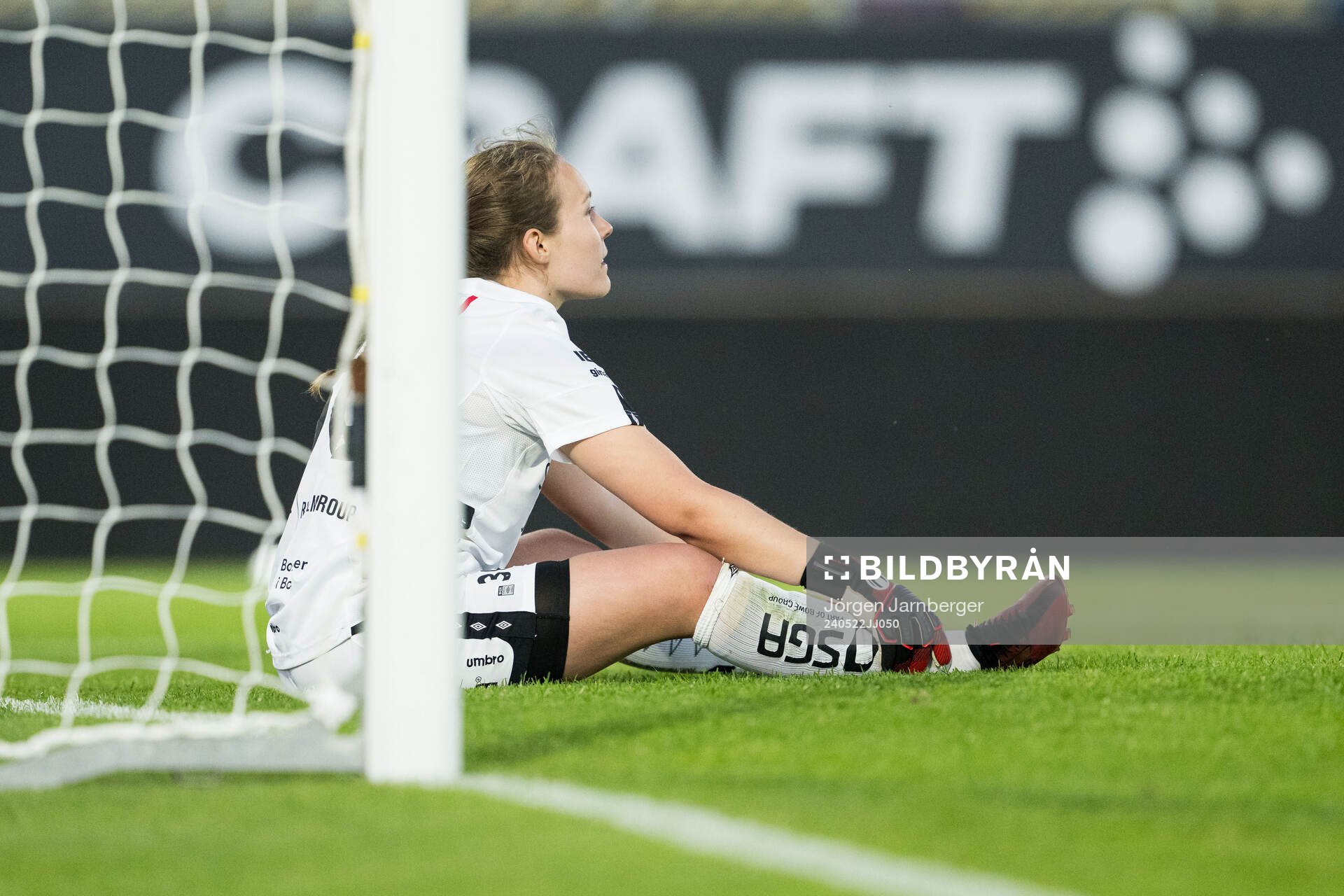 Elfsborgs målvakt Lisa Högmark deppar