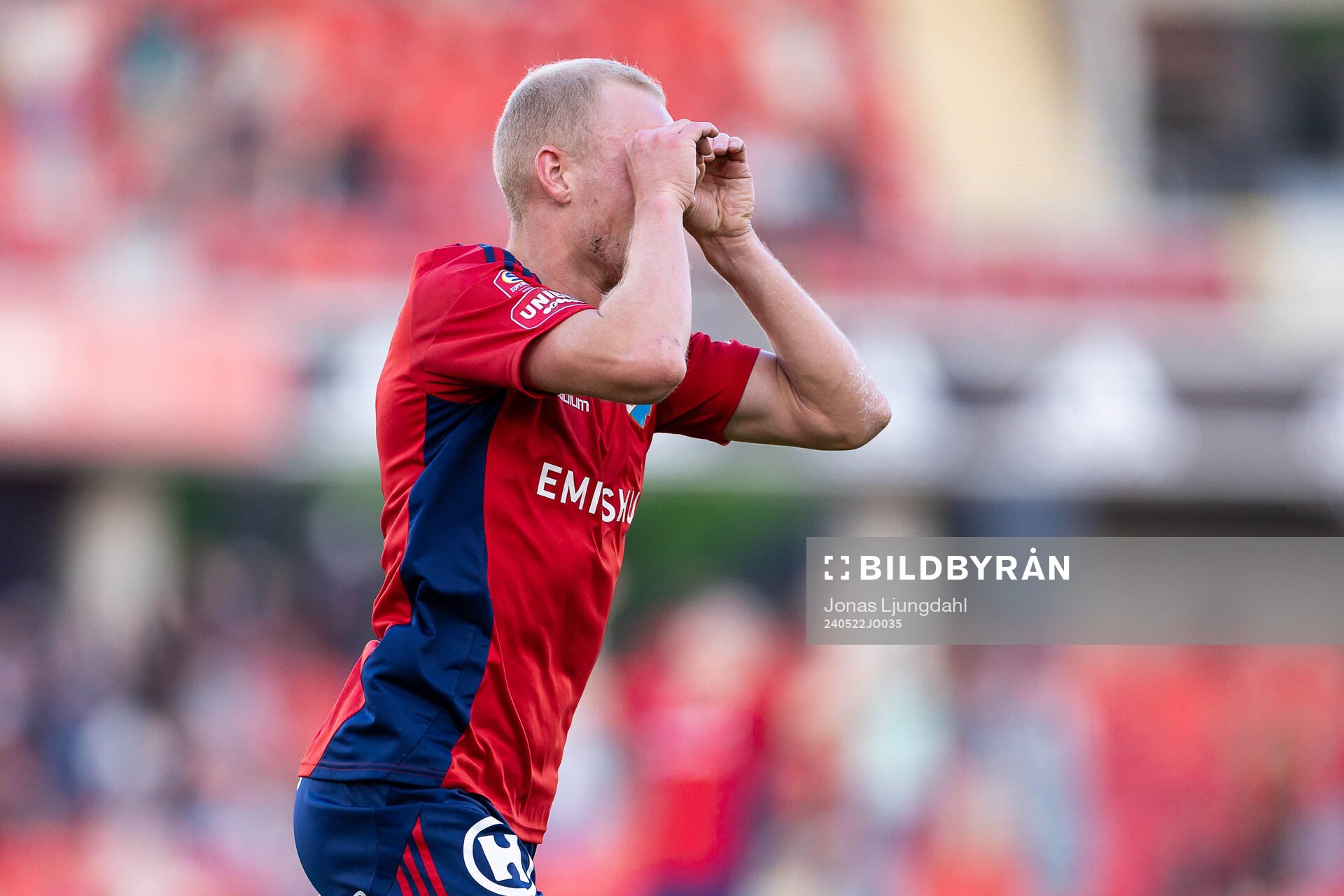 Östers Adam Bergmark Wiberg jublar