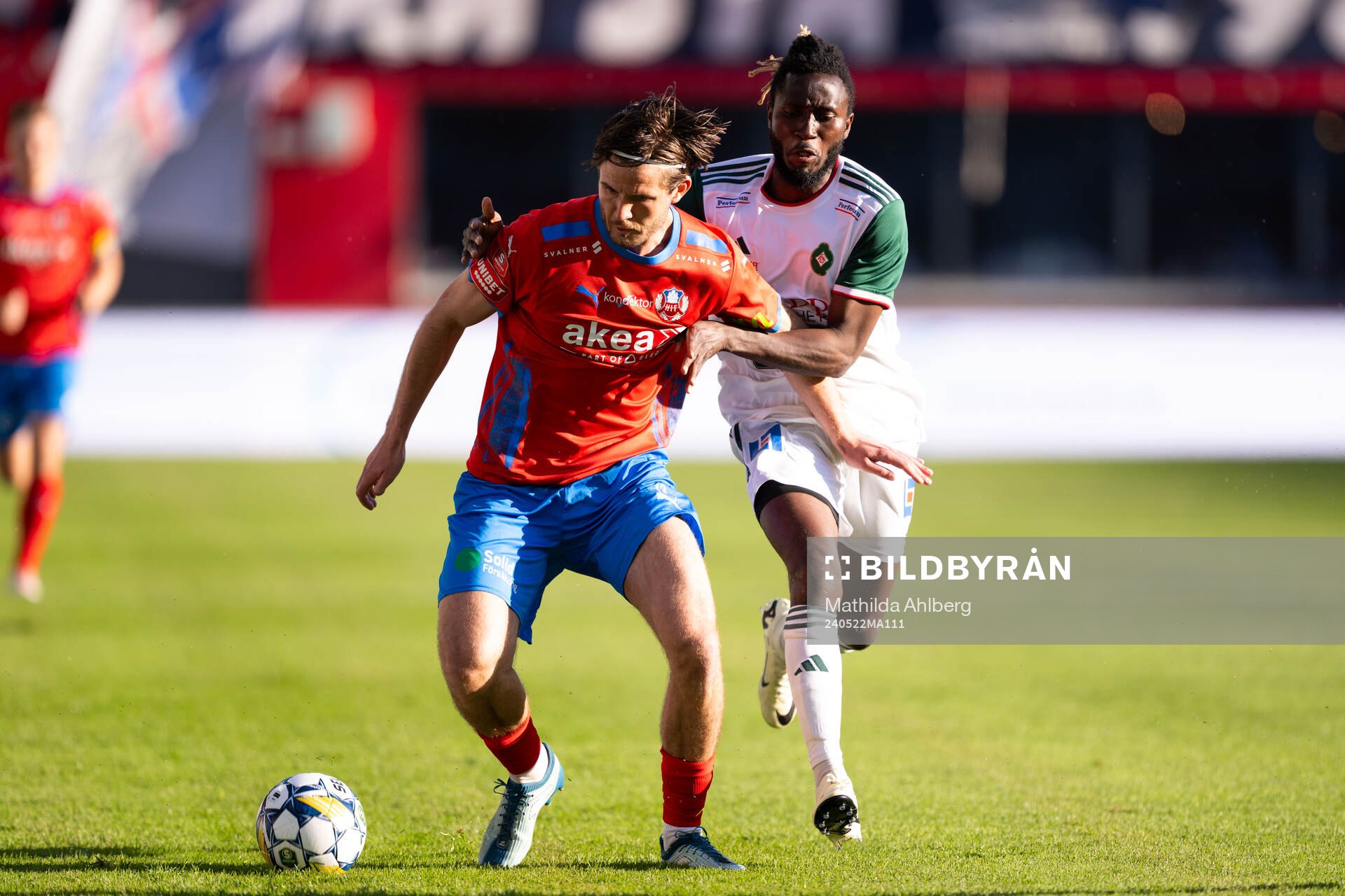 Helsingborgs Wilhelm Loeper och Skövde AIKs Mamudu Moro