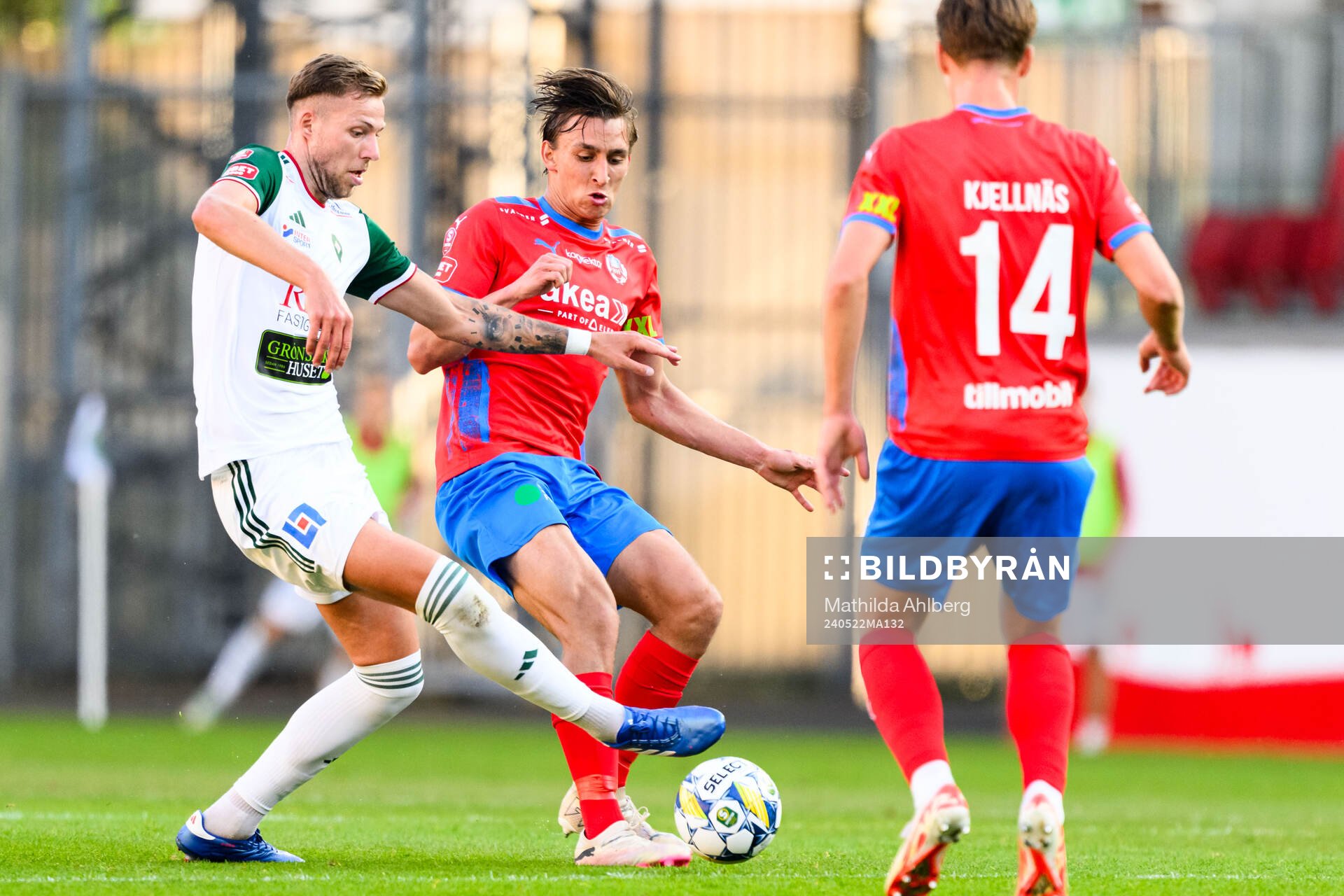 Skövde AIKs Stefan Ljubicic och Helsingborgs Wilhelm