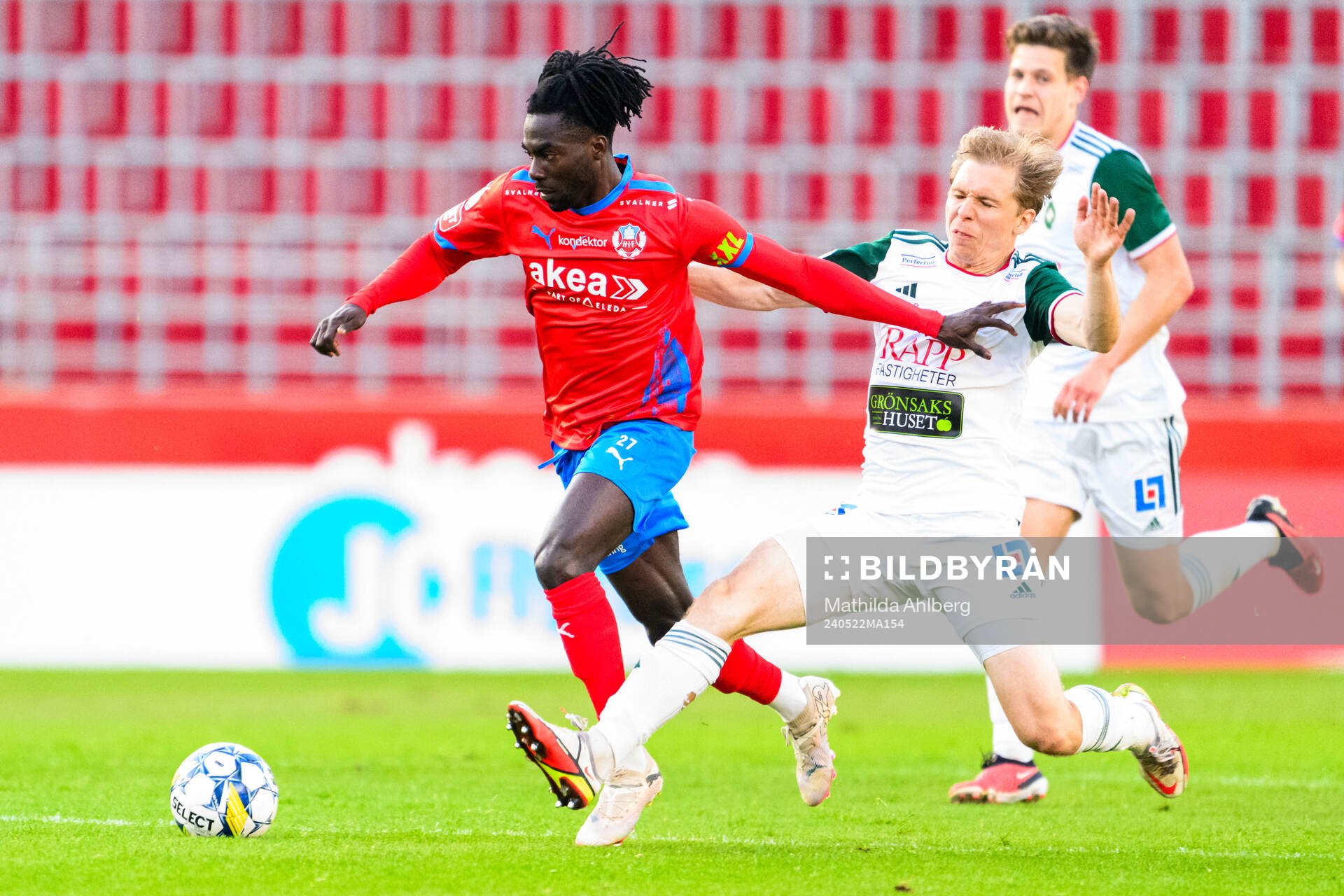 Helsingborgs Benjamin Acquah och Skövde AIKs Samuel Sörman