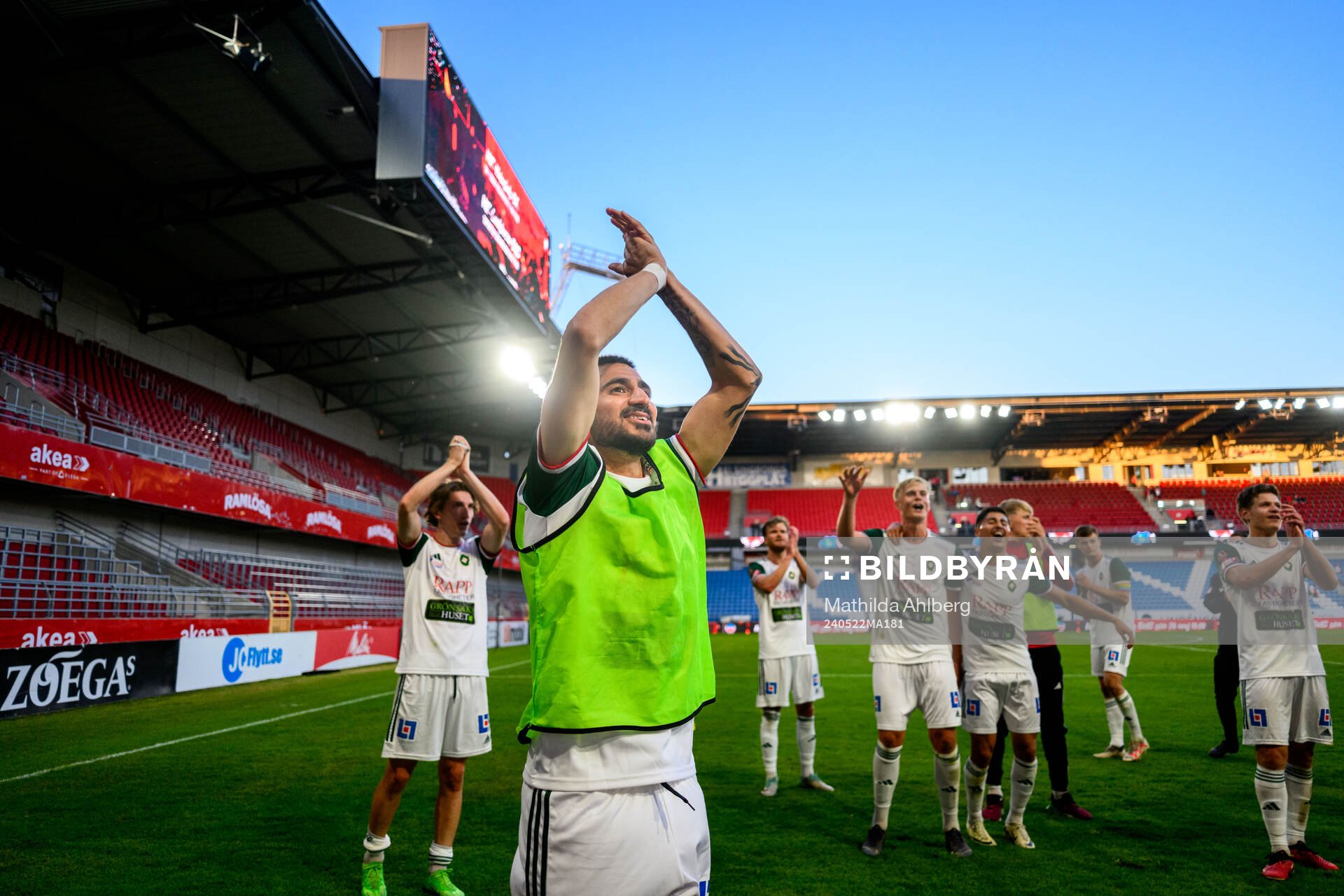 Skövde AIKs Elmar Abraham jublar