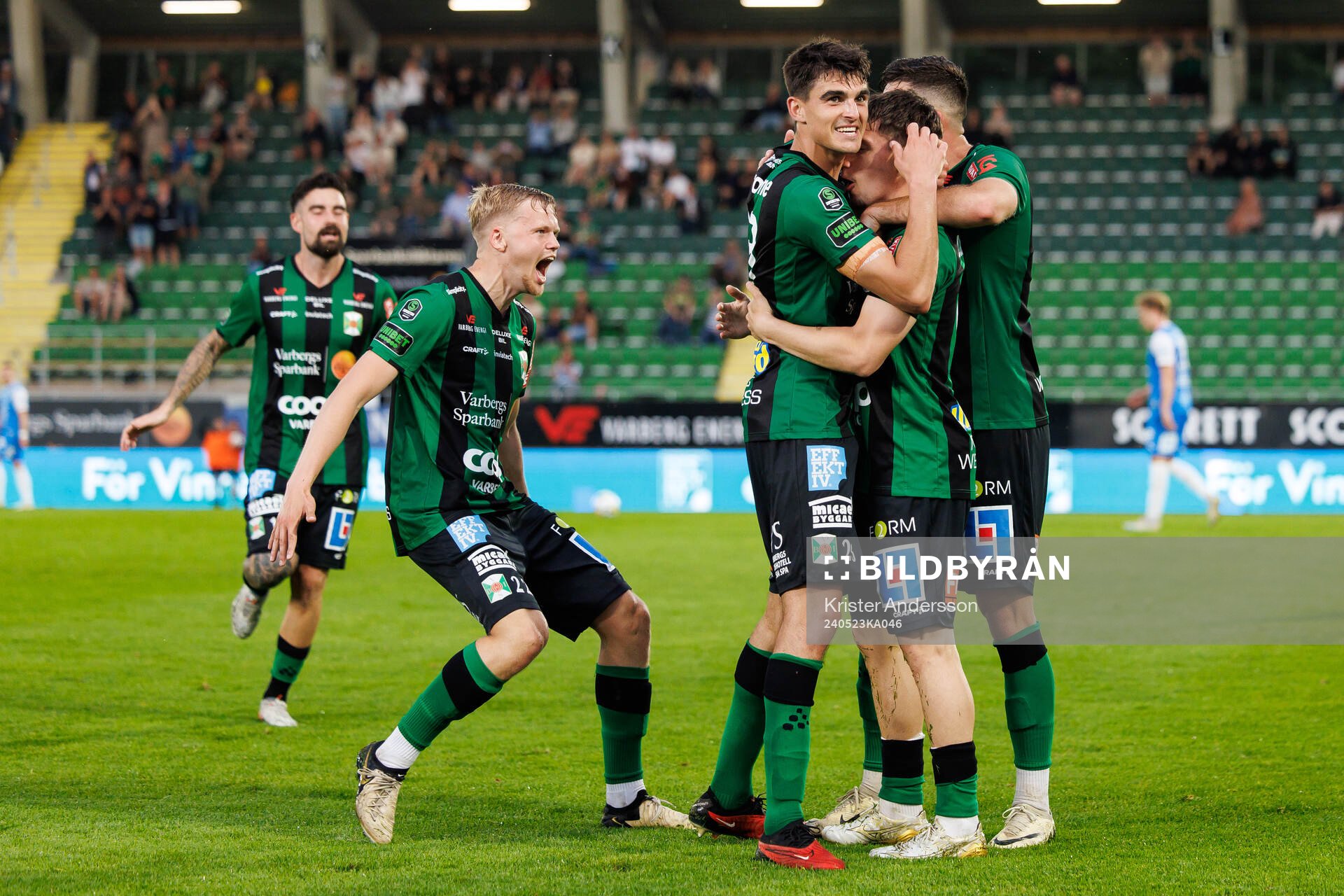Varbergs spelare jublar