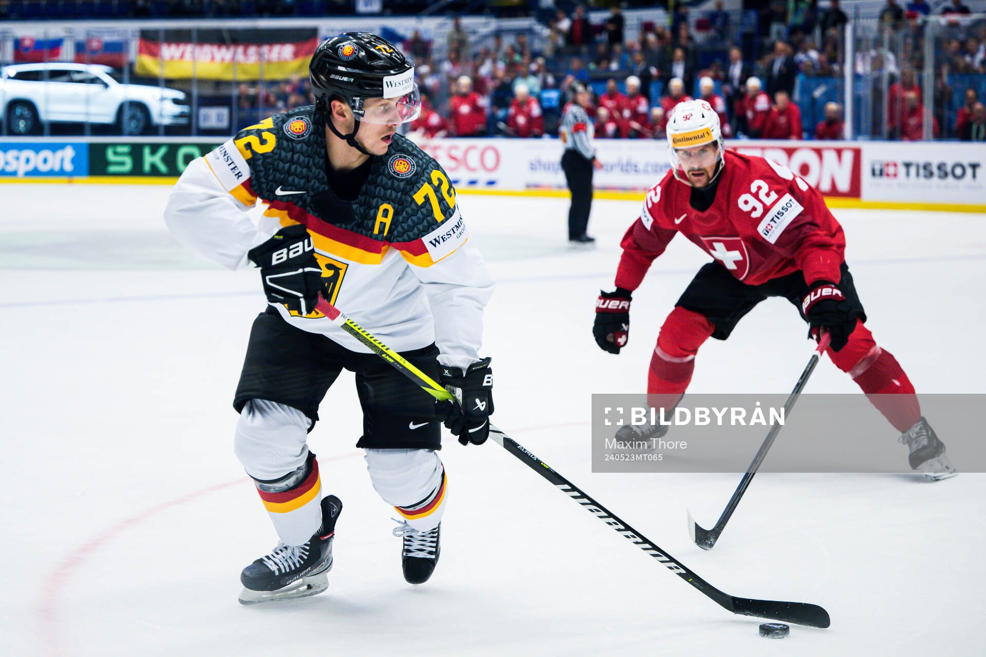 Dominik Kahun of Germany and Gaetan Haas of Switzerland