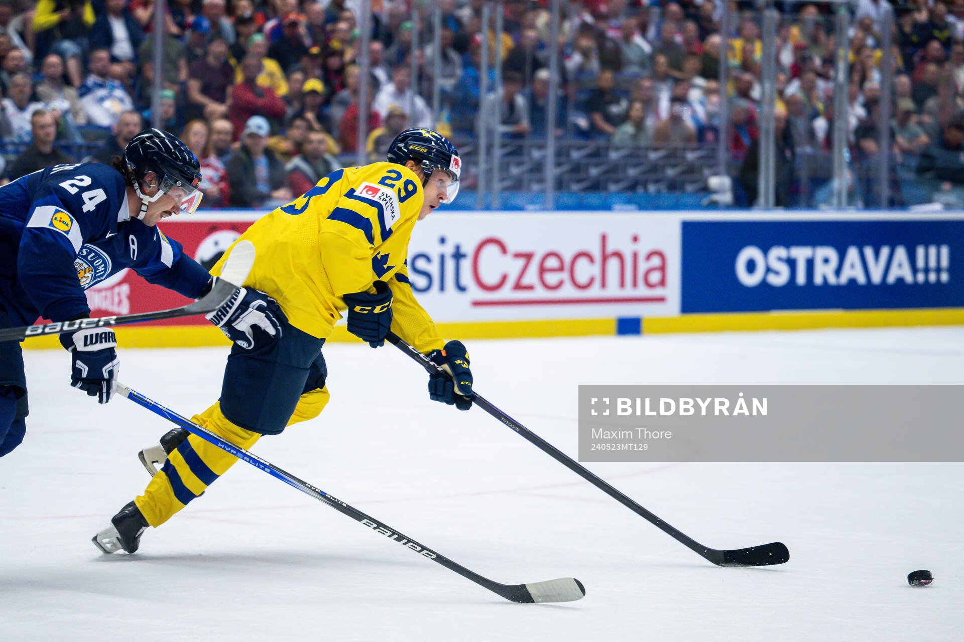 Hannes Björninen of Finland and Pontus Holmberg of Sweden