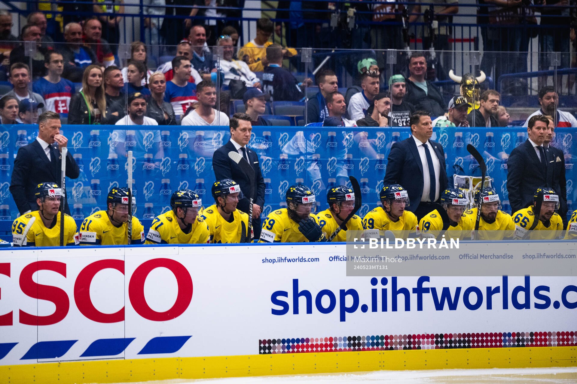 Assistant coach Nicklas Rahm, Head coach Sam Hallam,