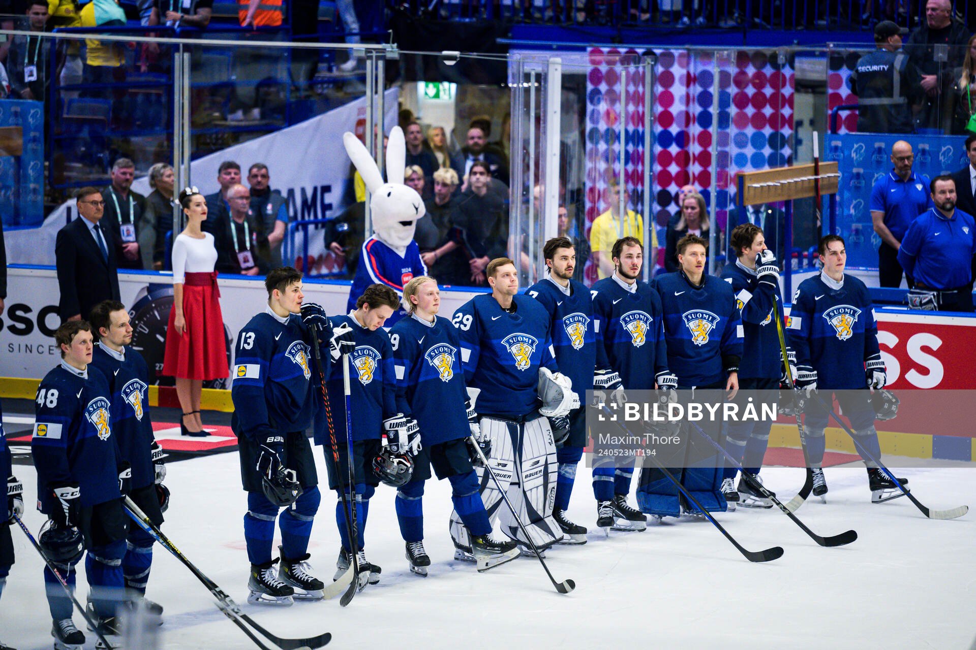 Players of Finland looks dejected
