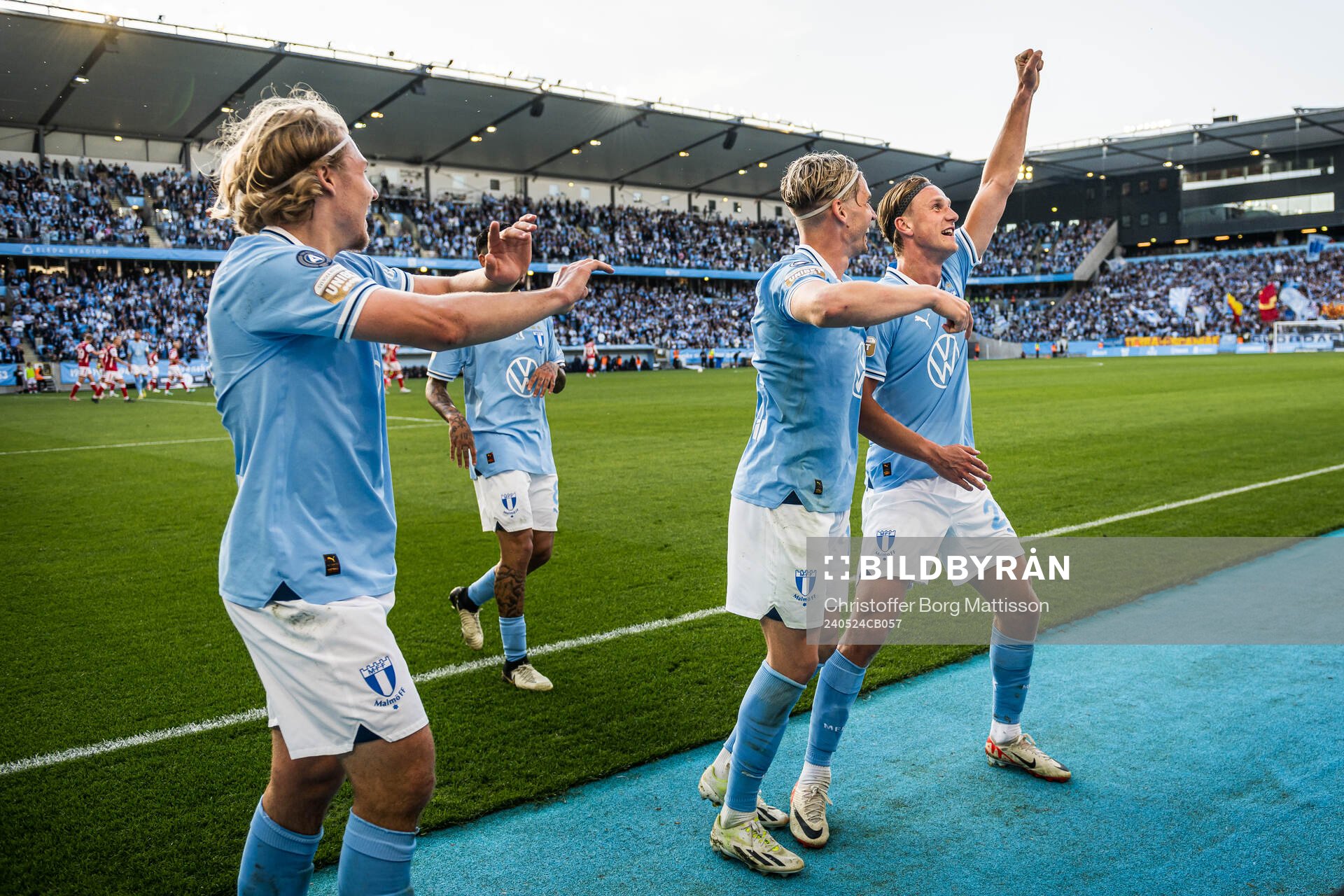 Malmö FFs Sebastian Nanasi, Jens Stryger Larsen och Erik