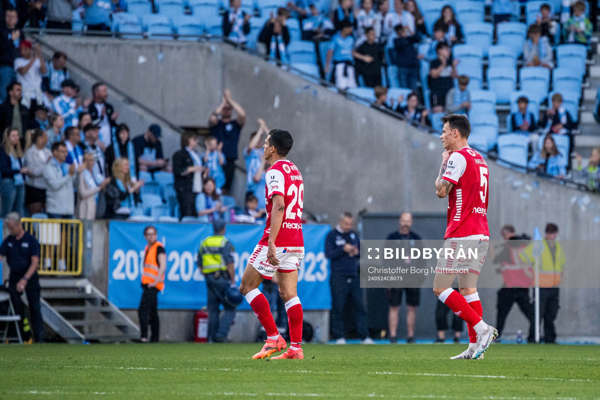 Kalmars Romario Pereira Sipiao och Melker Hallberg deppar