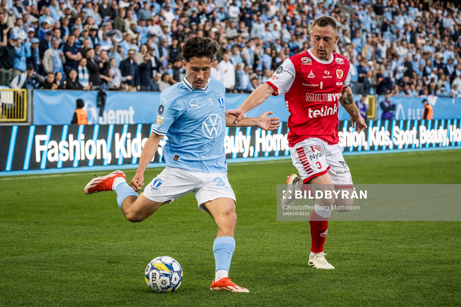 Malmö FFs Adrian Skogmar och Kalmars Alexander Gersbach