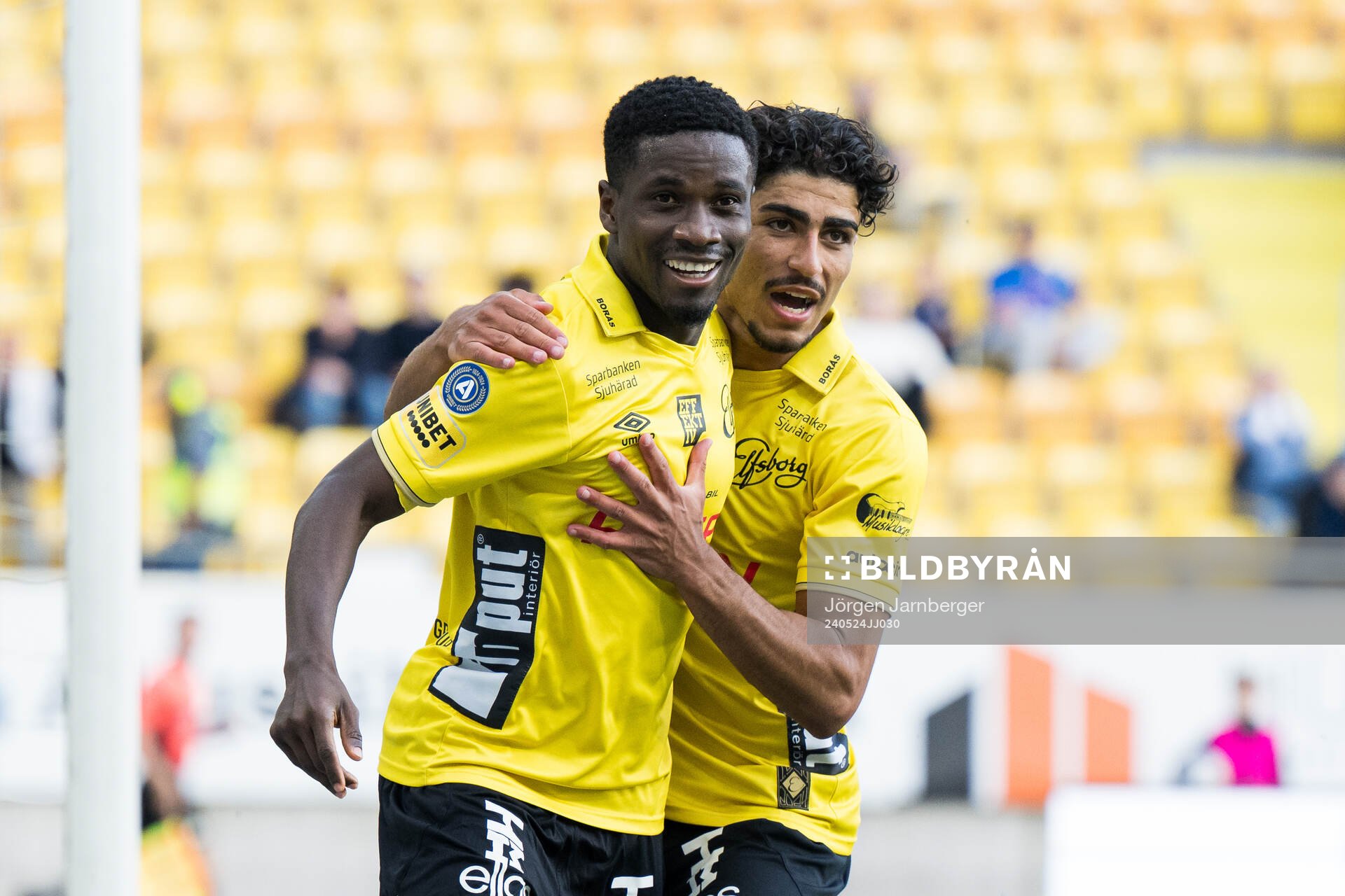 Elfsborgs Michael Baidoo och Ahmed Qasem jublar