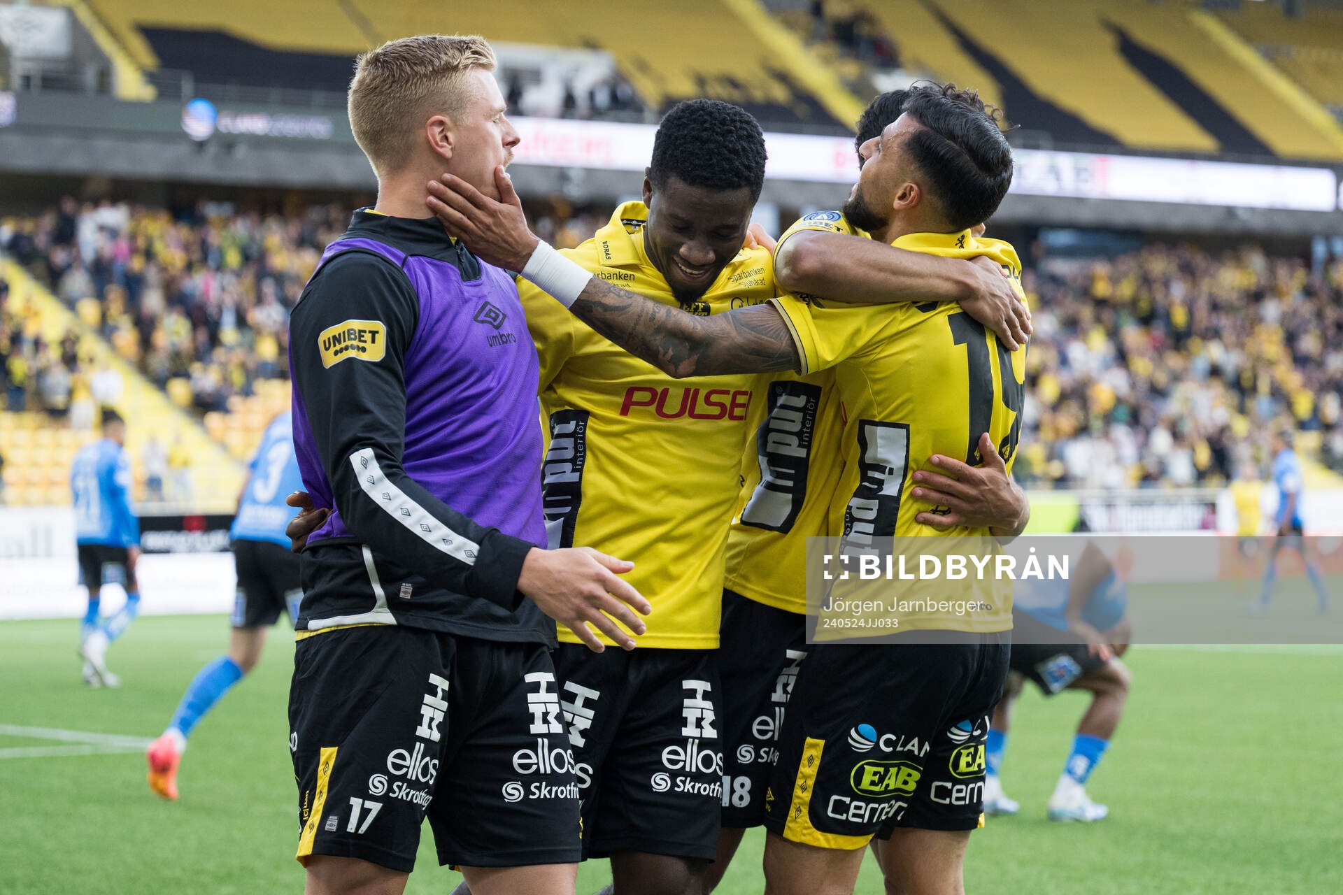 Elfsborgs Per Frick, Michael Baidoo och Rami Kaib jublar