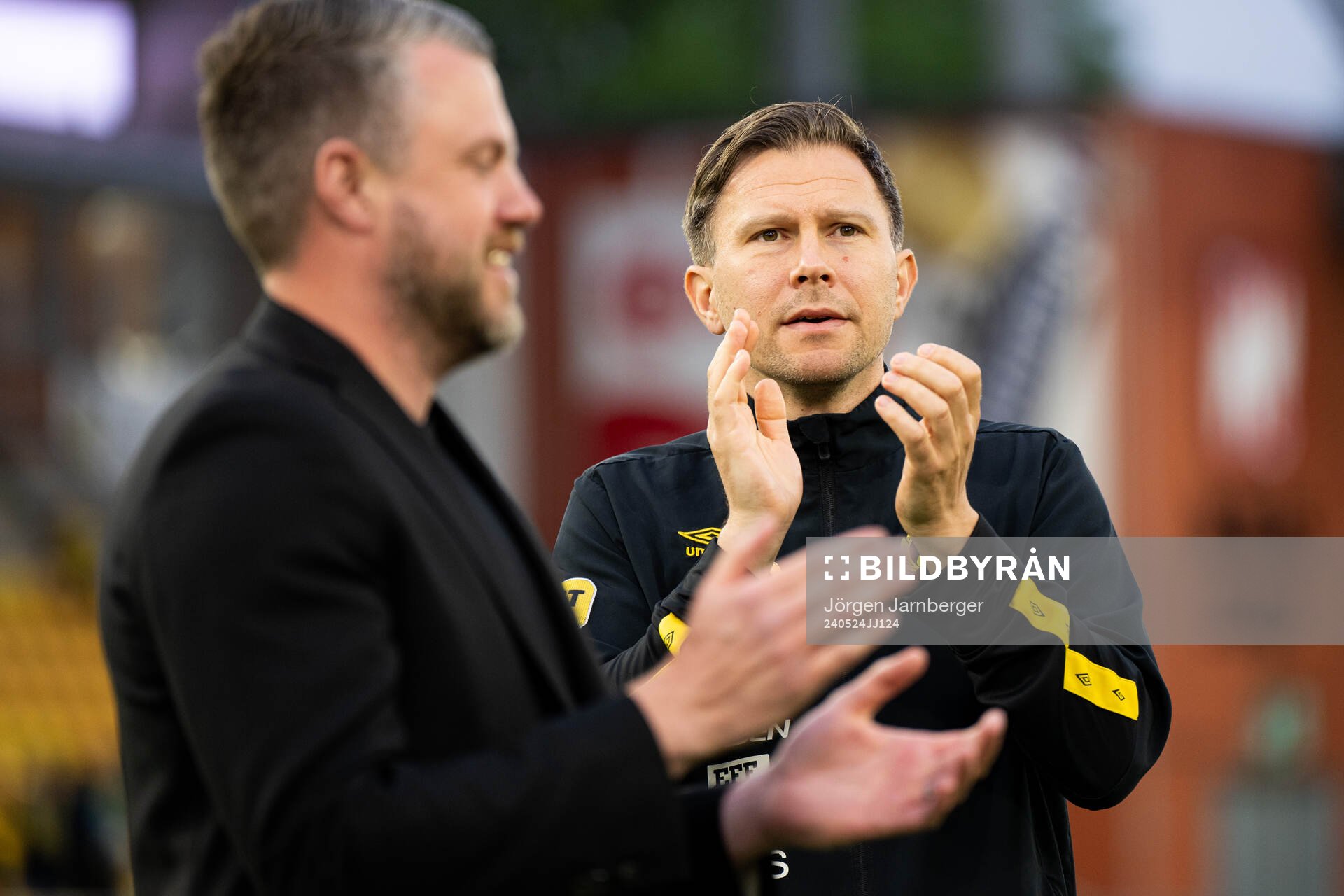 Elfsborgs assisterande tränare Christer Persson jublar