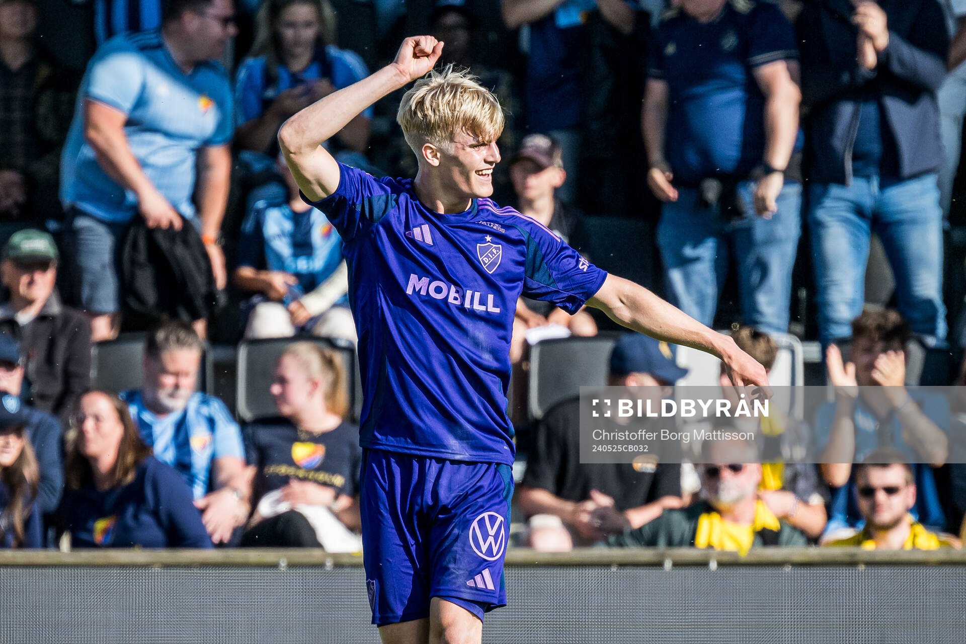Djurgårdens Lucas Bergvall jublar