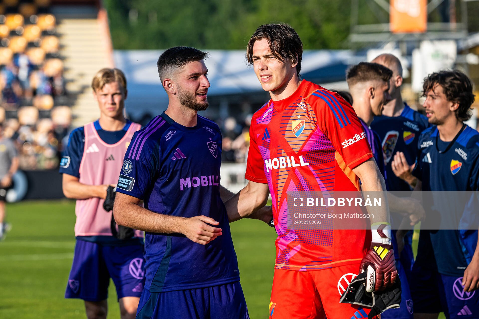 Djurgårdens Besard Sabovic och målvakt Jacob Widell