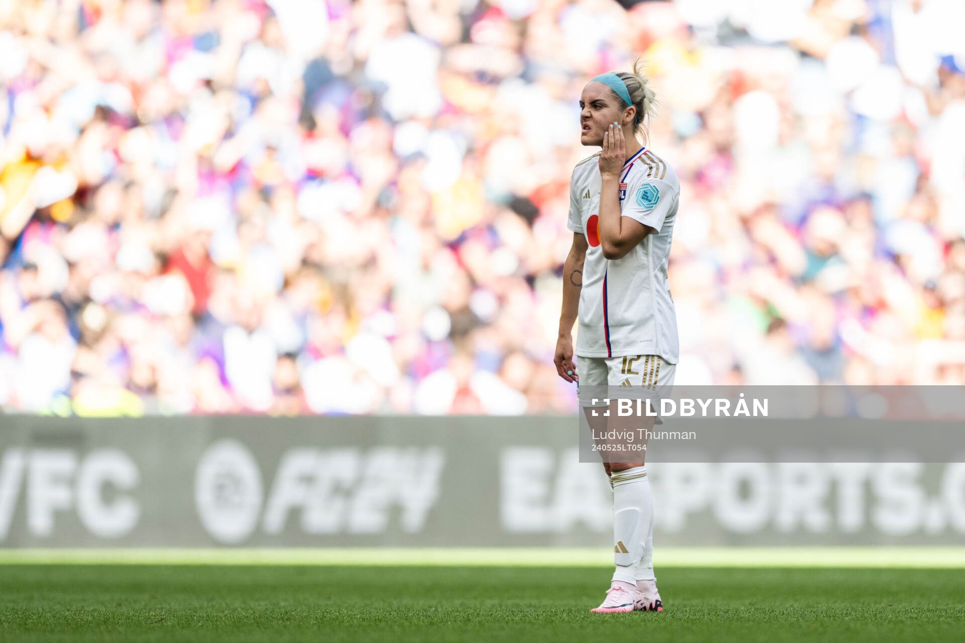 Ellie Carpenter of Lyon looks dejectedduring the UEFA