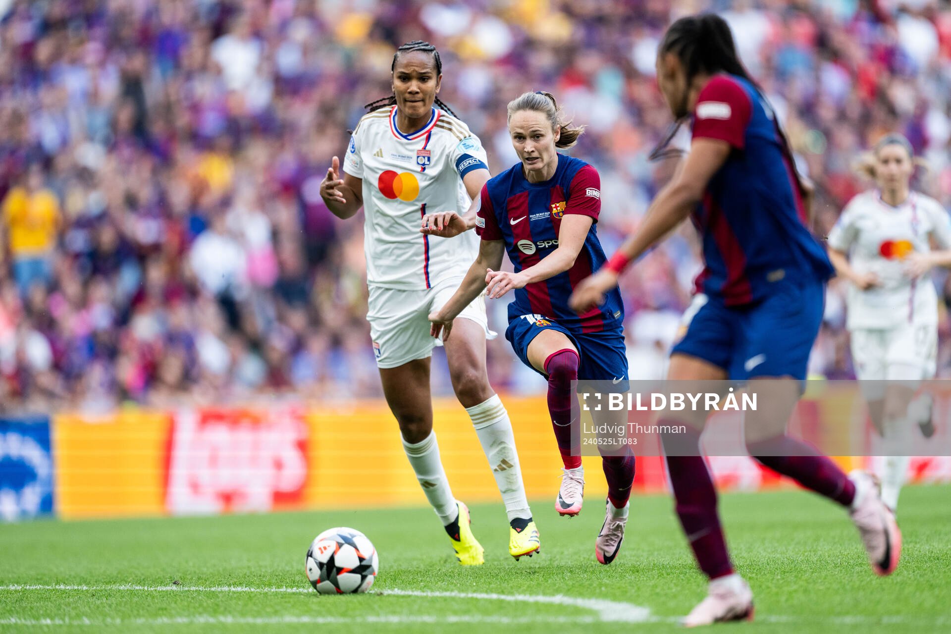 Wendie Renard of Lyon and Caroline Graham Hansen of