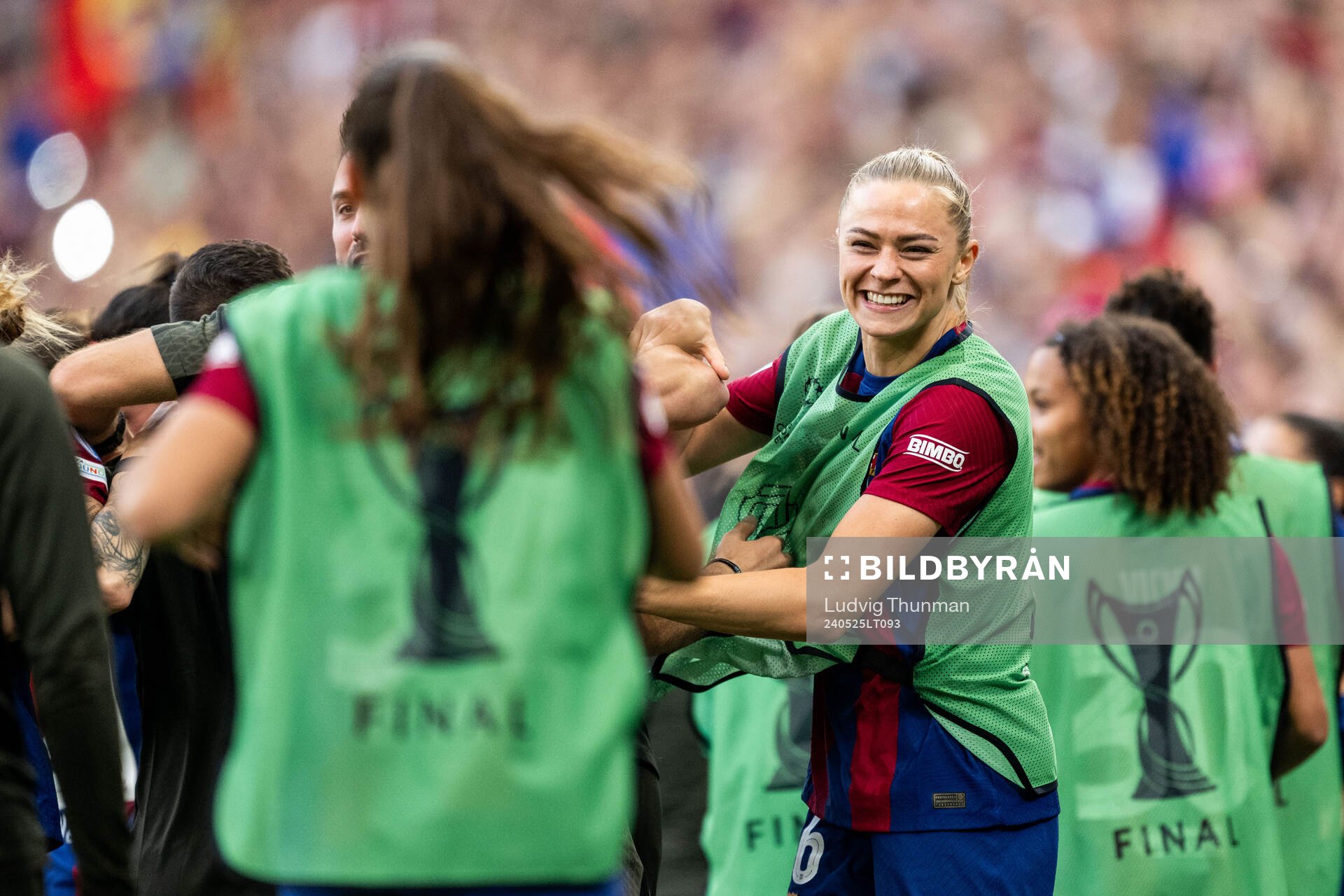 Fridolina Rolfö of Barcelona celebrates