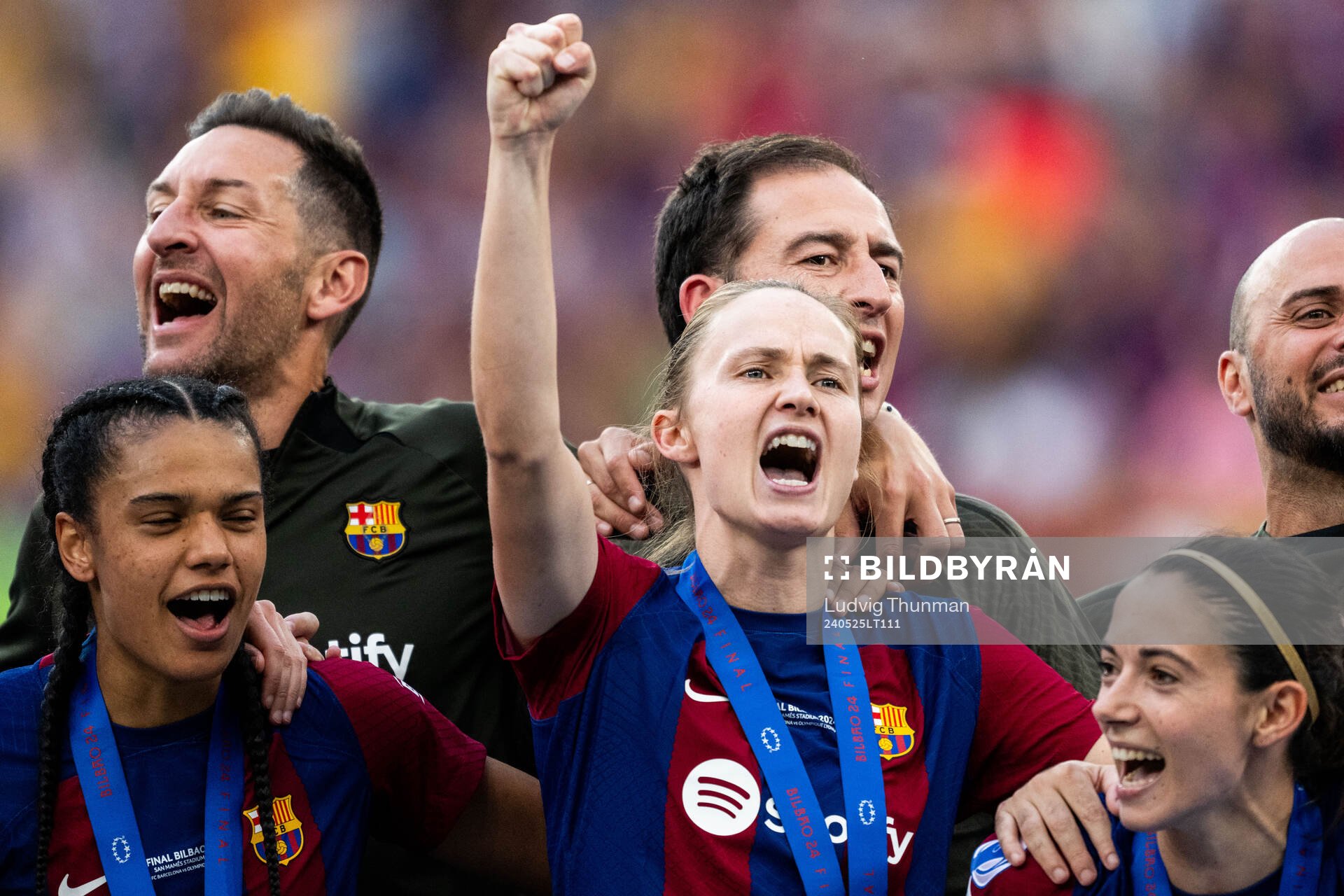 Caroline Graham Hansen of Barcelona celebrates