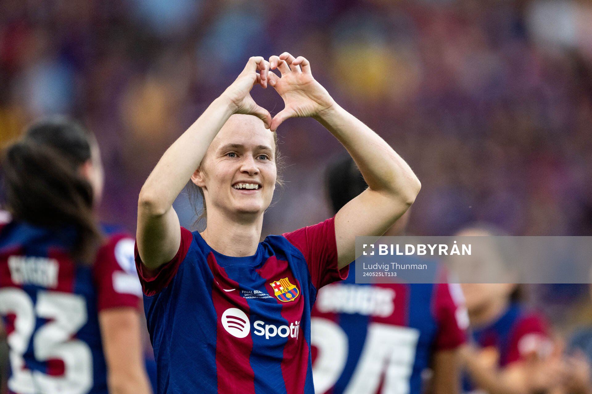 Caroline Graham Hansen of Barcelona celebrates