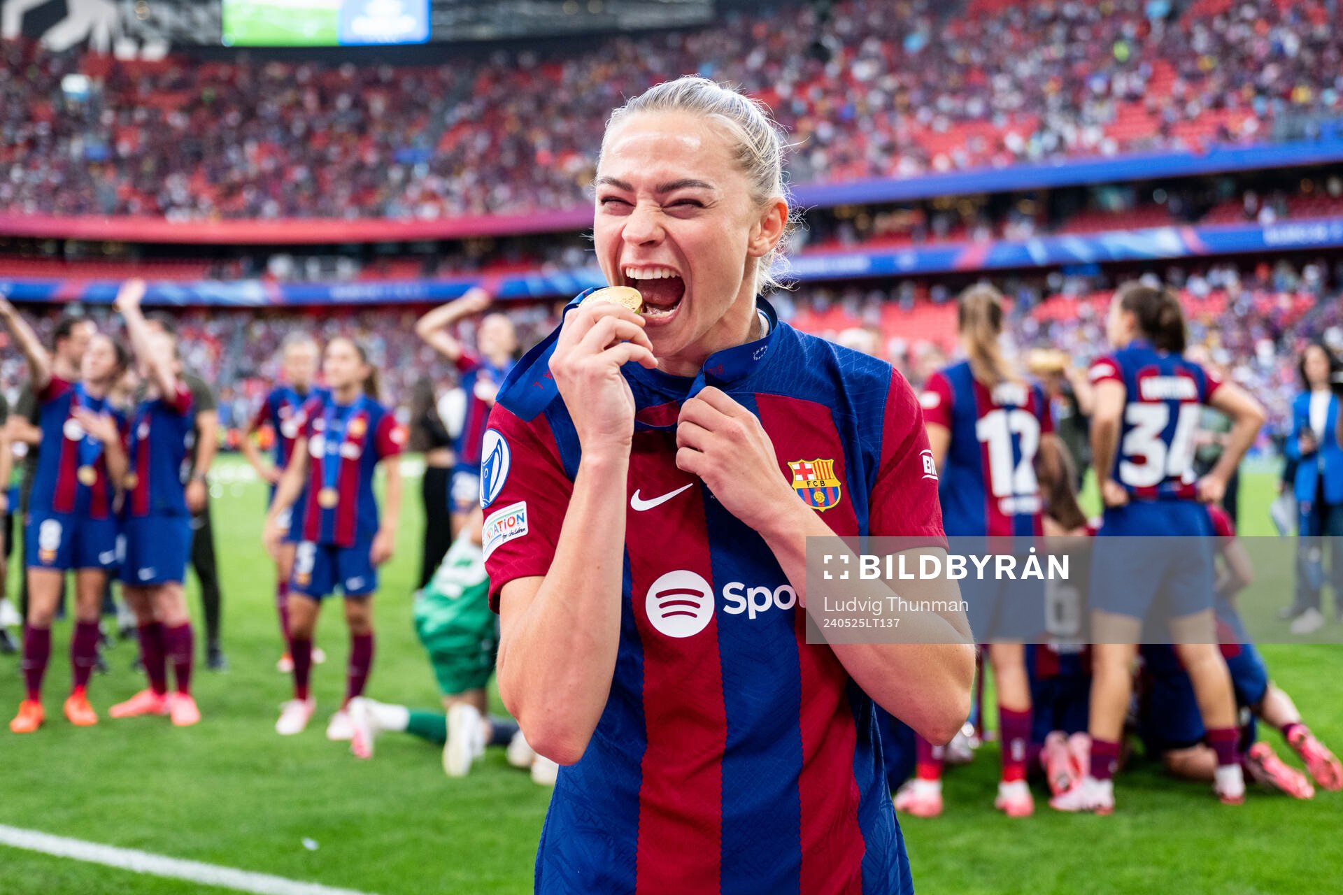 Fridolina Rolfö of Barcelona celebrates after the UEFA Women's Champions League final between Barcelona and Lyon on May 25, 2024 in Bilbao.