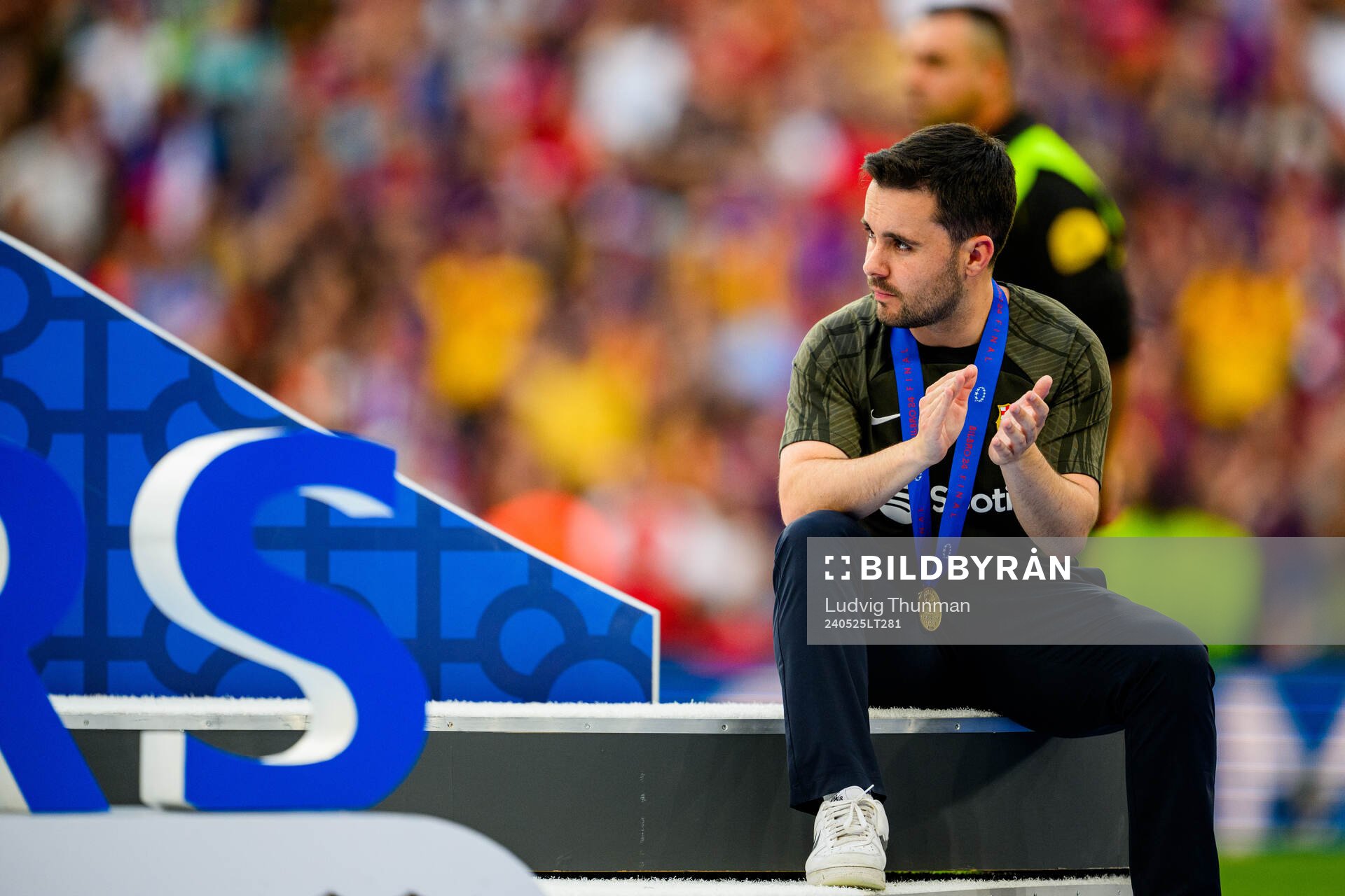 Head coach Jonatan Giráldez of Barcelona