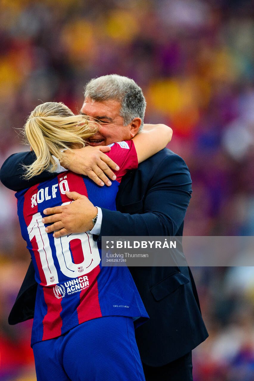 Joan Laporta, President of FC Barcelona and Fridolina Rolfö of Barcelona after the UEFA Women's Champions League final between Barcelona and Lyon on May 25, 2024 in Bilbao.
