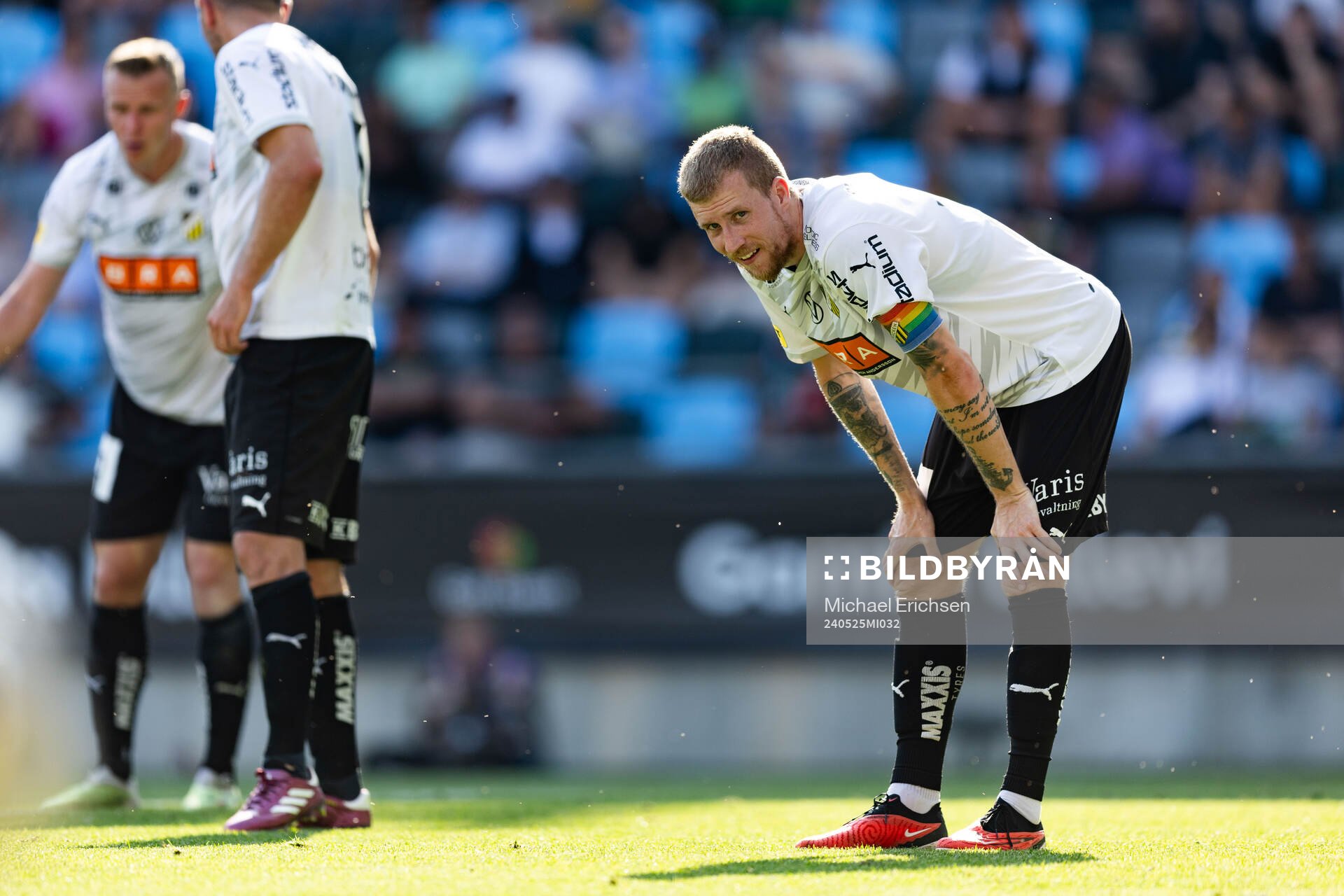 Häckens Simon Gustafson deppar