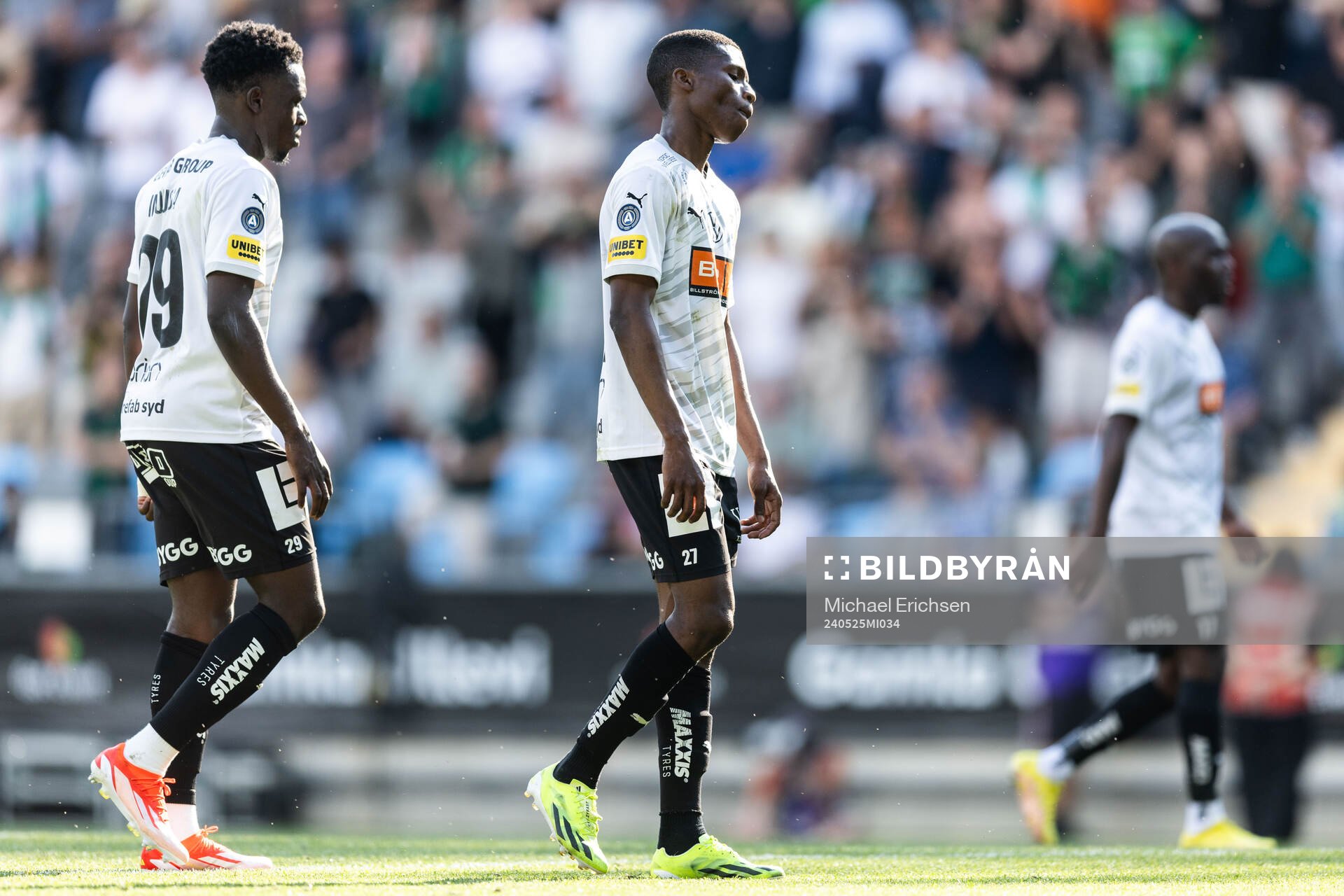 Häckens Zeidane Inoussa och Akoua Romeo Amane deppar