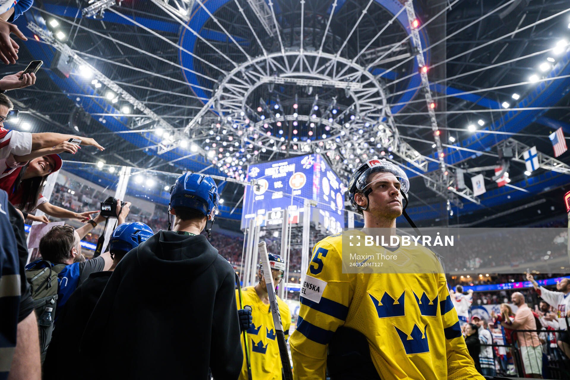 André Burakovsky of Sweden looks dejected