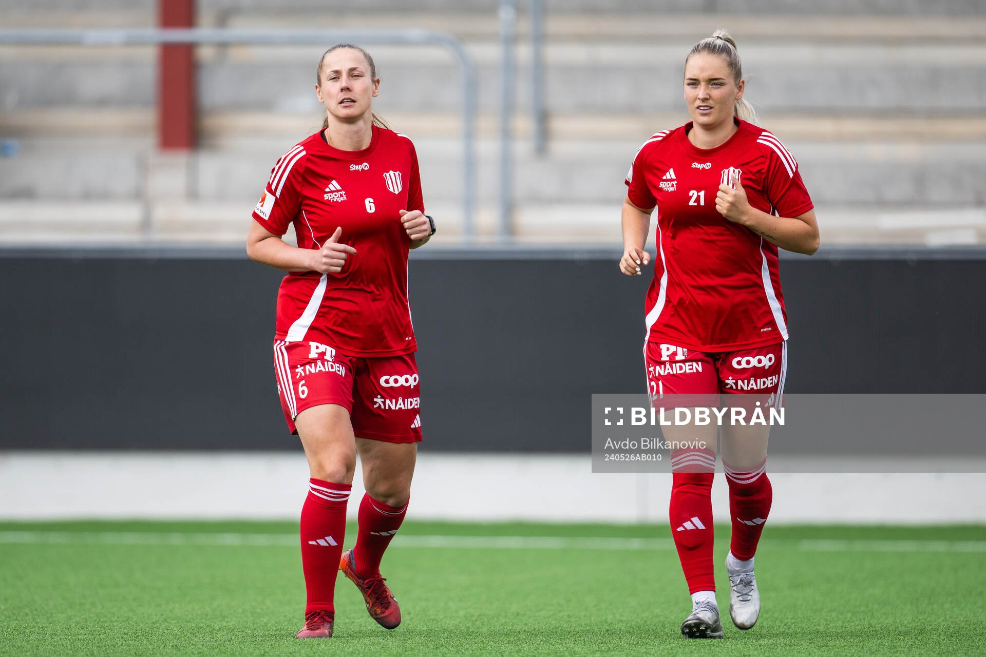 Piteås Olivia Holm och Ronja Aronsson